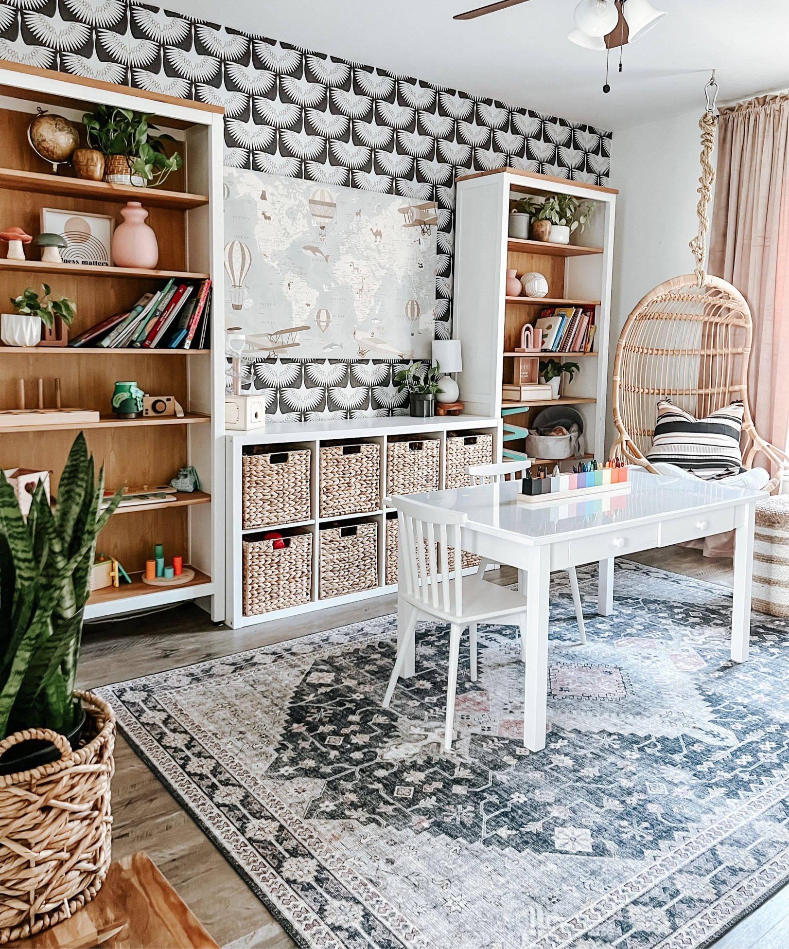 Pottery Barn Carolina Tablenull