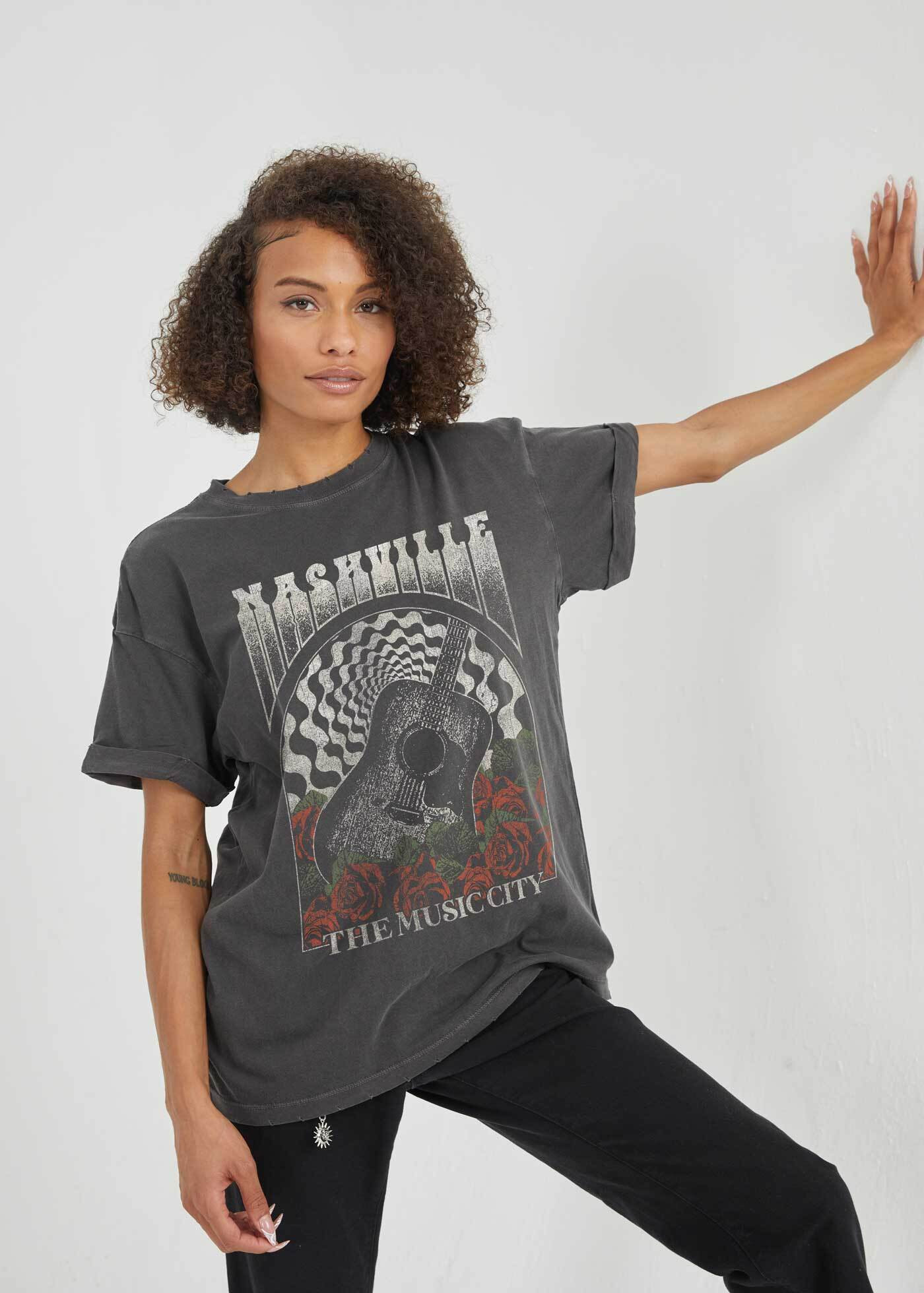GirlDangerous: Nashville Black Boyfriend Tee | Girl Dangerous