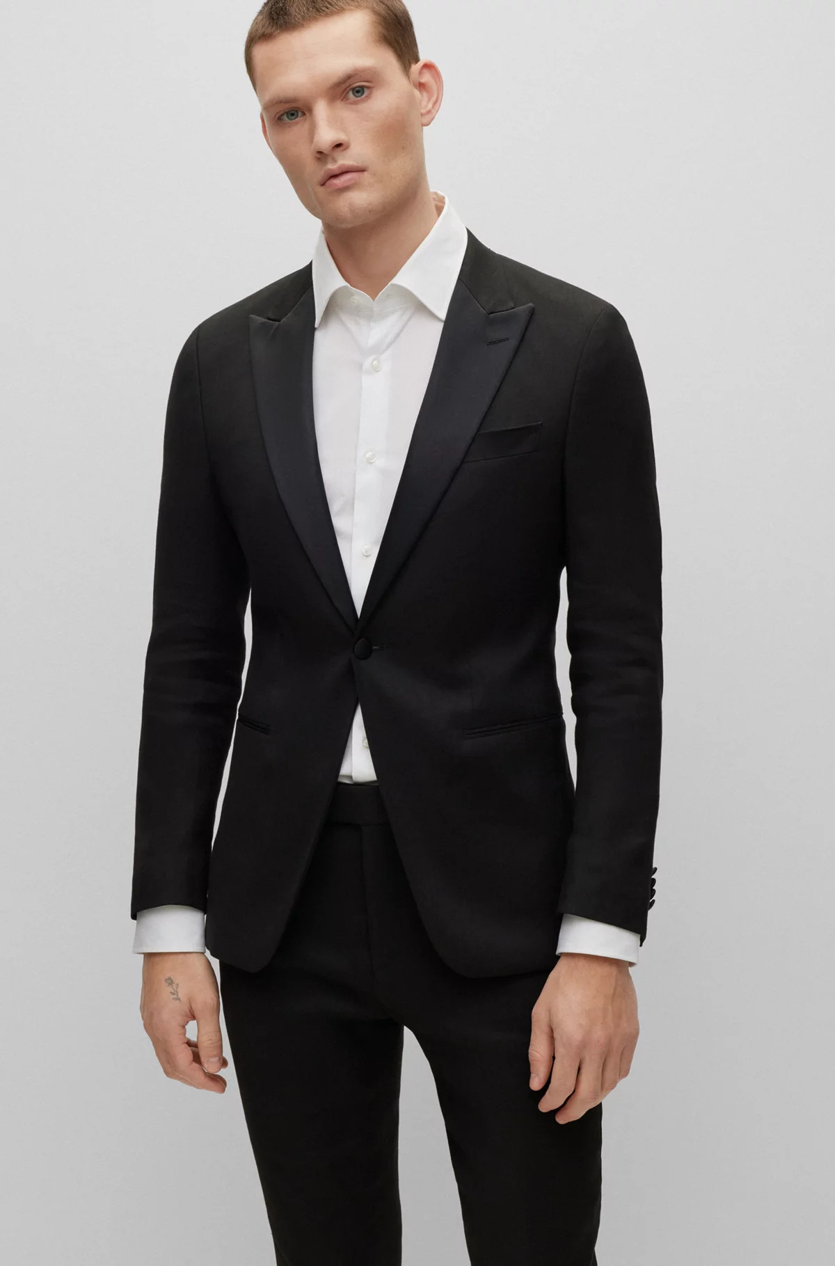 Slim-fit suit in a linen blend | Hugo Boss (US)