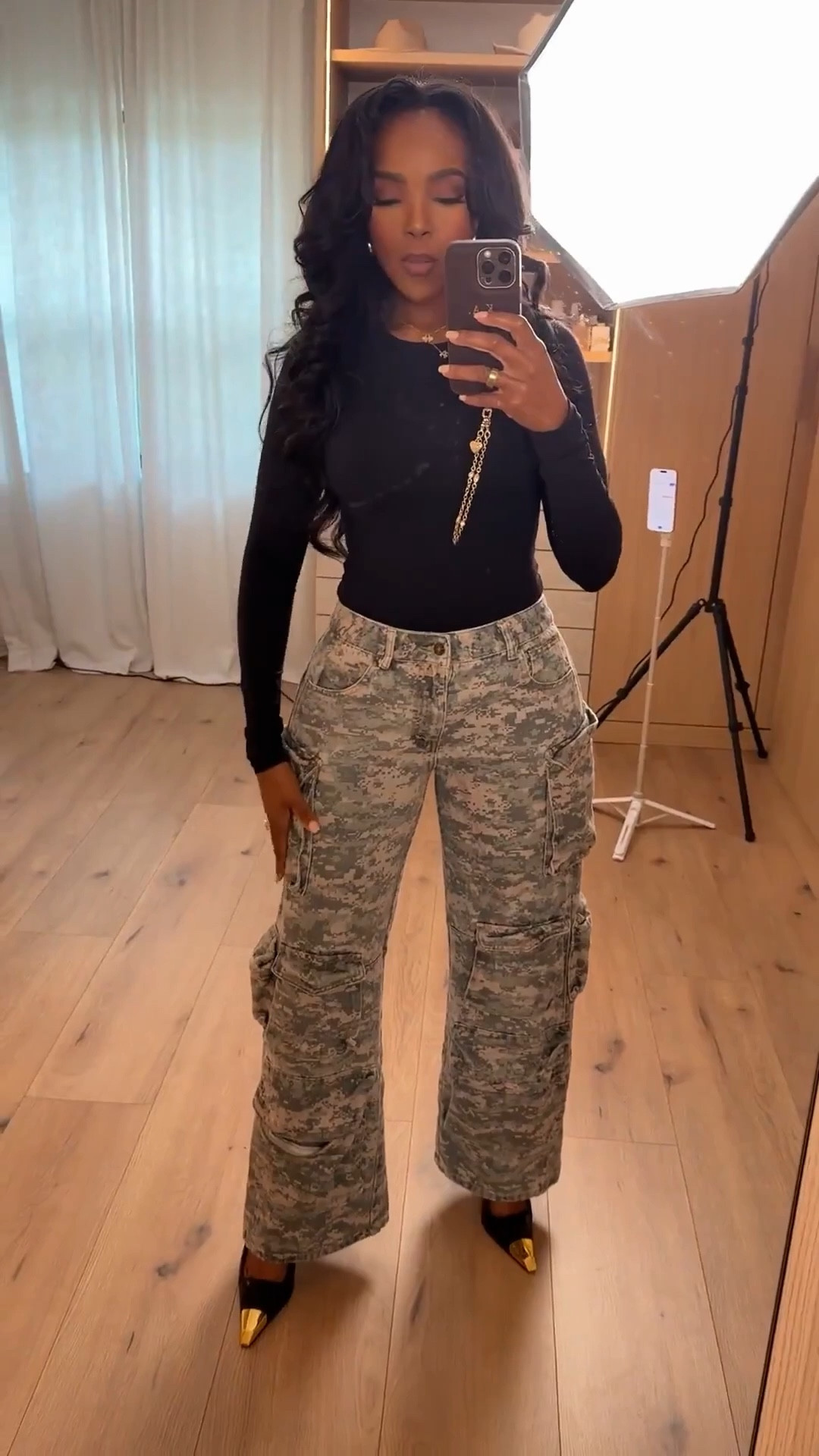 Scroll to shop!! Pairing cargo pants with a bold toe heel screams cute night out 🖤



#LTKgrwm #LTKootd #LTKselfcare