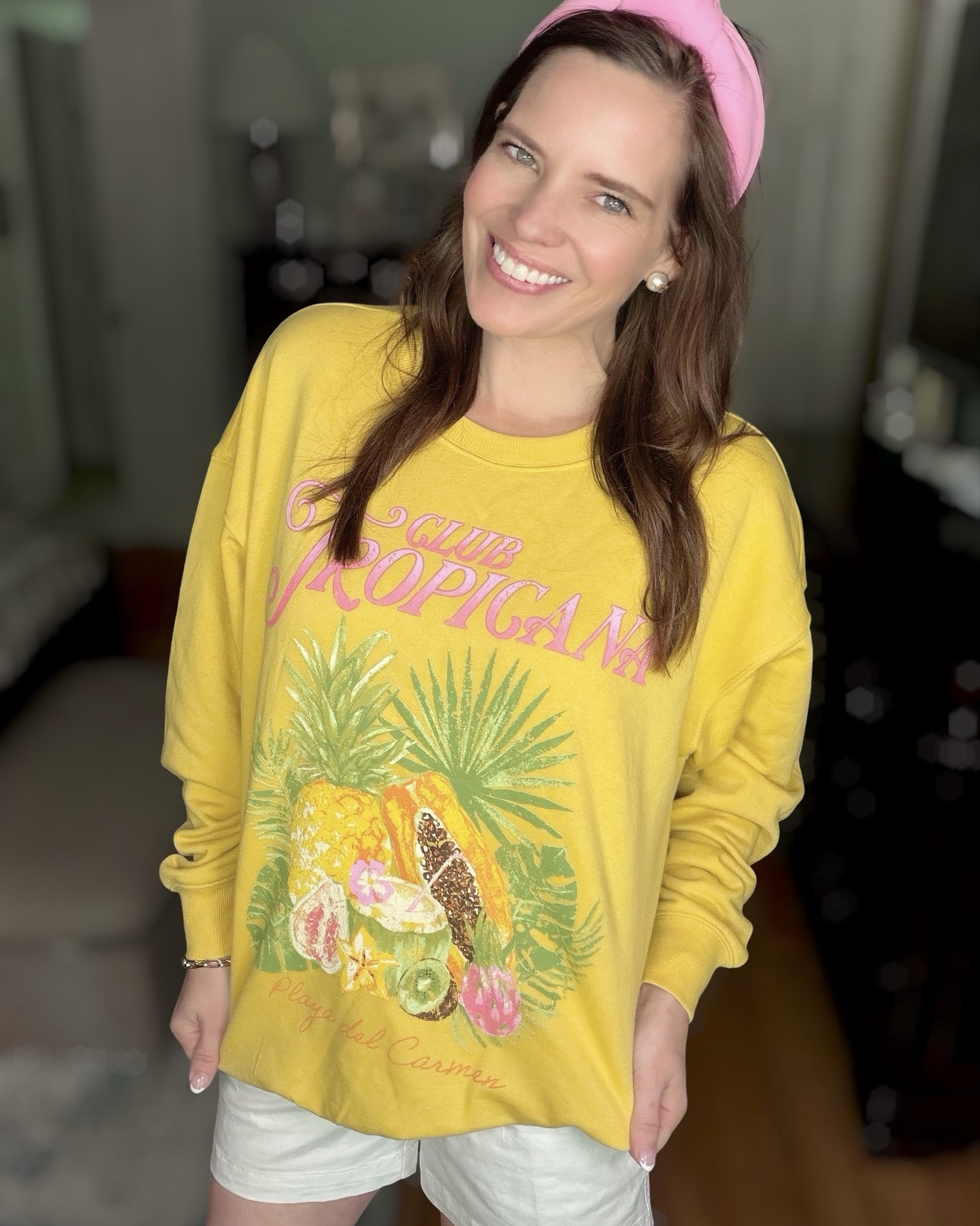 Tropical Graphic Sweatshirt 🍍 Casual Summer Outfit


Casual, comfy, and full of color 🍍 This tropical graphic sweatshirt is such a fun statement piece paired with easy neutral shorts for an effortless everyday look. The oversized fit makes it perfect for throwing on with sandals for errands, travel days, or relaxed weekends ☀️

Added a pop of pink with this headband and bright orange slides for a playful, summery vibe 🌴💗 Such a good affordable outfit that’s comfy but still feels styled.

tropical graphic sweatshirt outfit, casual summer outfit, walmart fashion finds, comfy everyday outfit, graphic crewneck outfit, affordable style, relaxed weekend outfit, summer casual look, beachy casual outfit, easy outfit idea

#LTKOver40 #LTKSeasonal #LTKootd