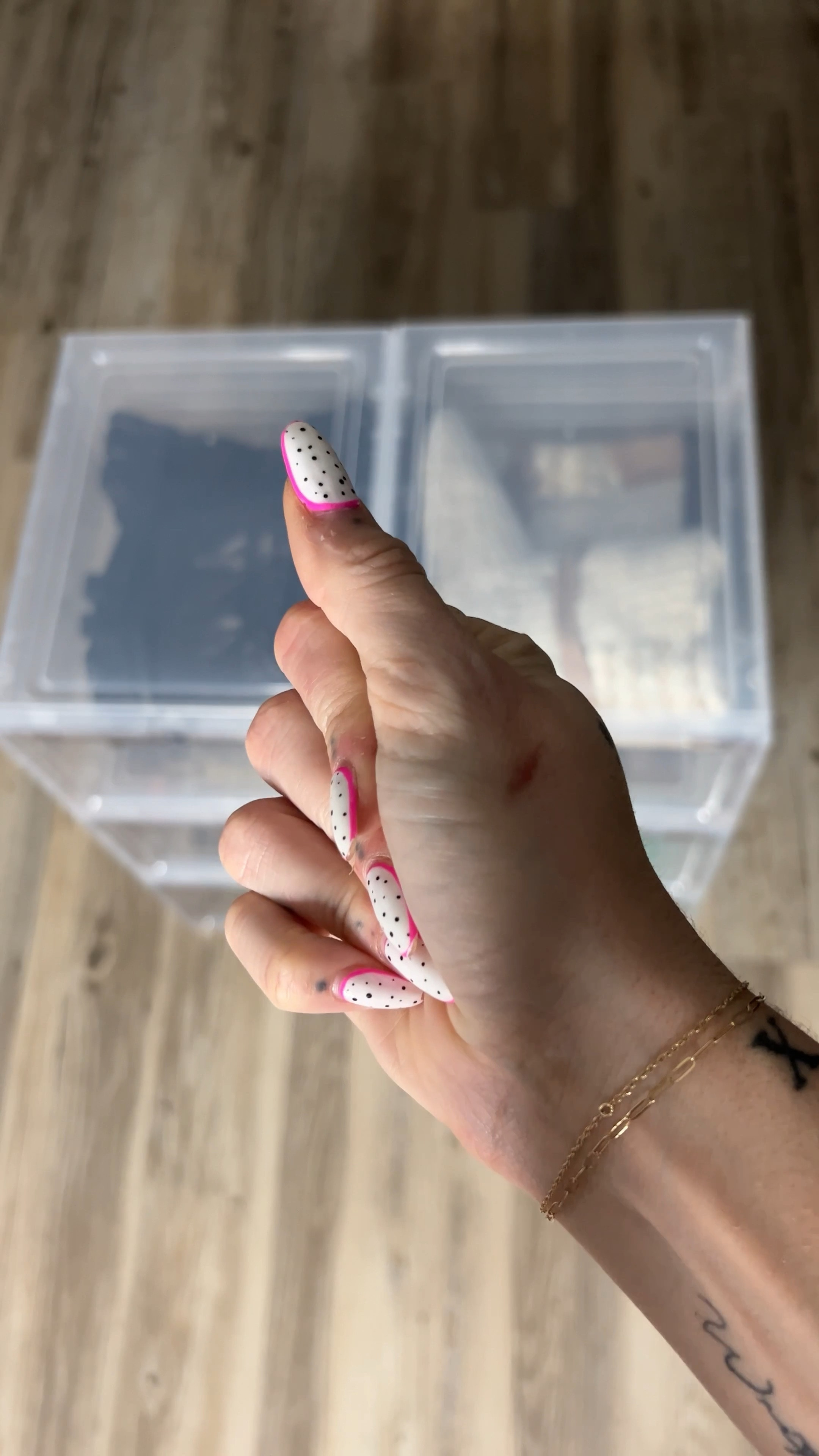 #FoundOnAmazon: Suptsifira Transparent Shoe Books 🤩

* As an Amazon Affiliate, I earn from qualifying purchases. * #ad #comissionsearned 

#LTKshoecrush #LTKhome #LTKunder100