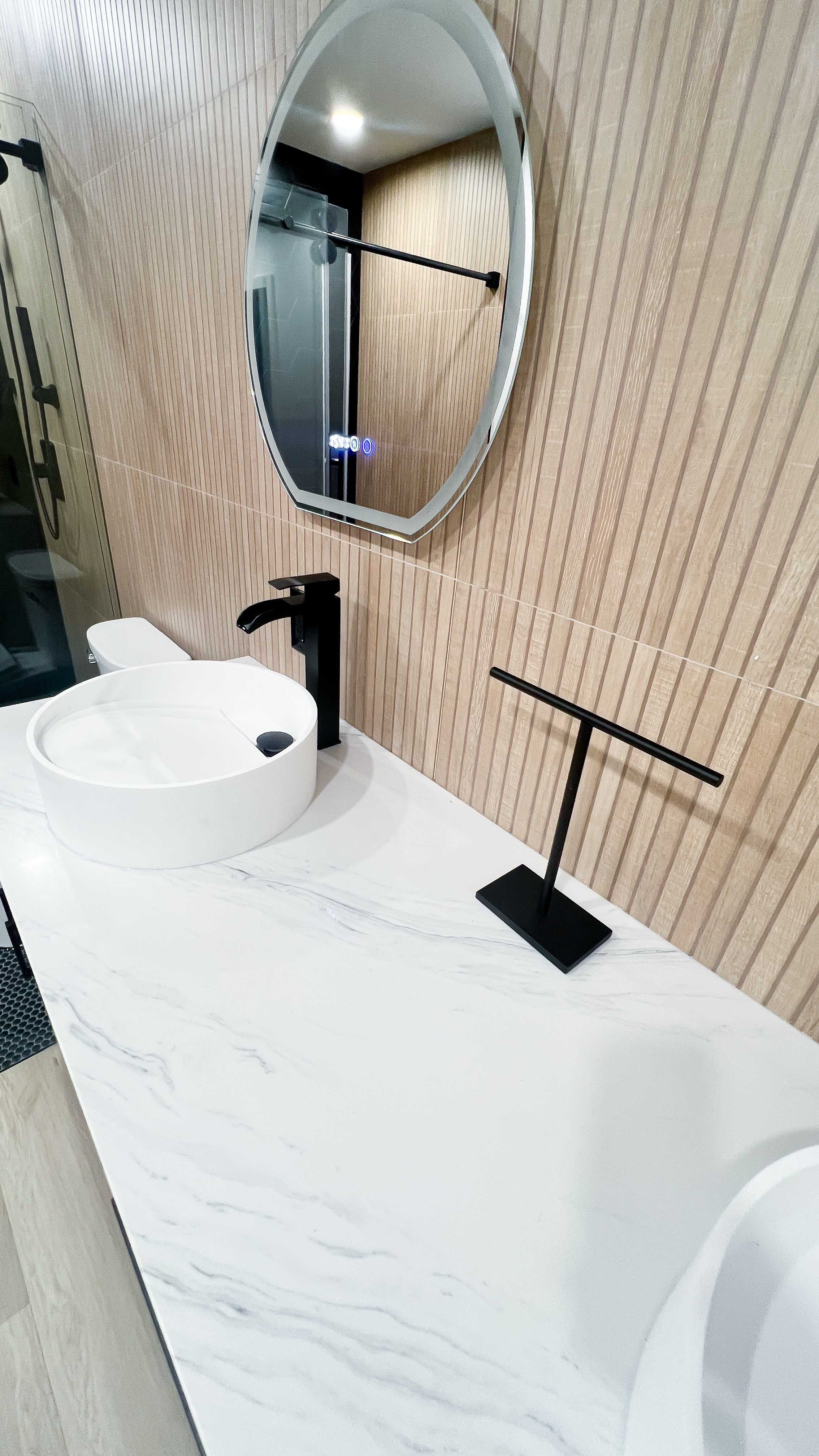 Bathroom accessories from Home Depot & Walmart 

Washcloth
Towel
Soap dish
Walmart find
Home Depot
Trash bin
Toilet roll holder
Mat
Shower
Bathroom
Reno


#LTKHome