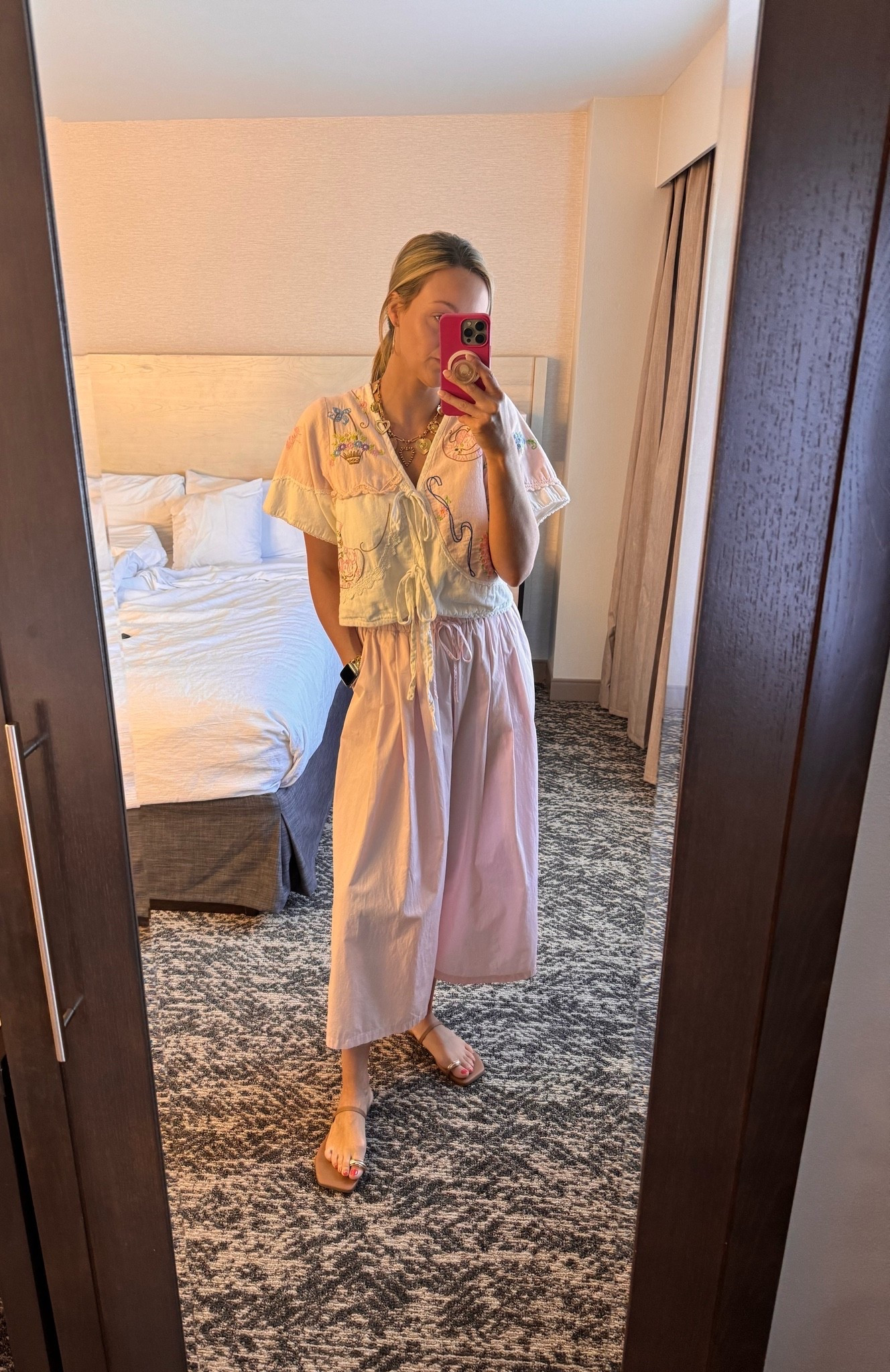 The most comfortable pants i’ve ever worn paired with a gorgeous matching embroidered top… my favorite outfit of the summer so far!

#LTKootd #LTKTall #LTKTravel