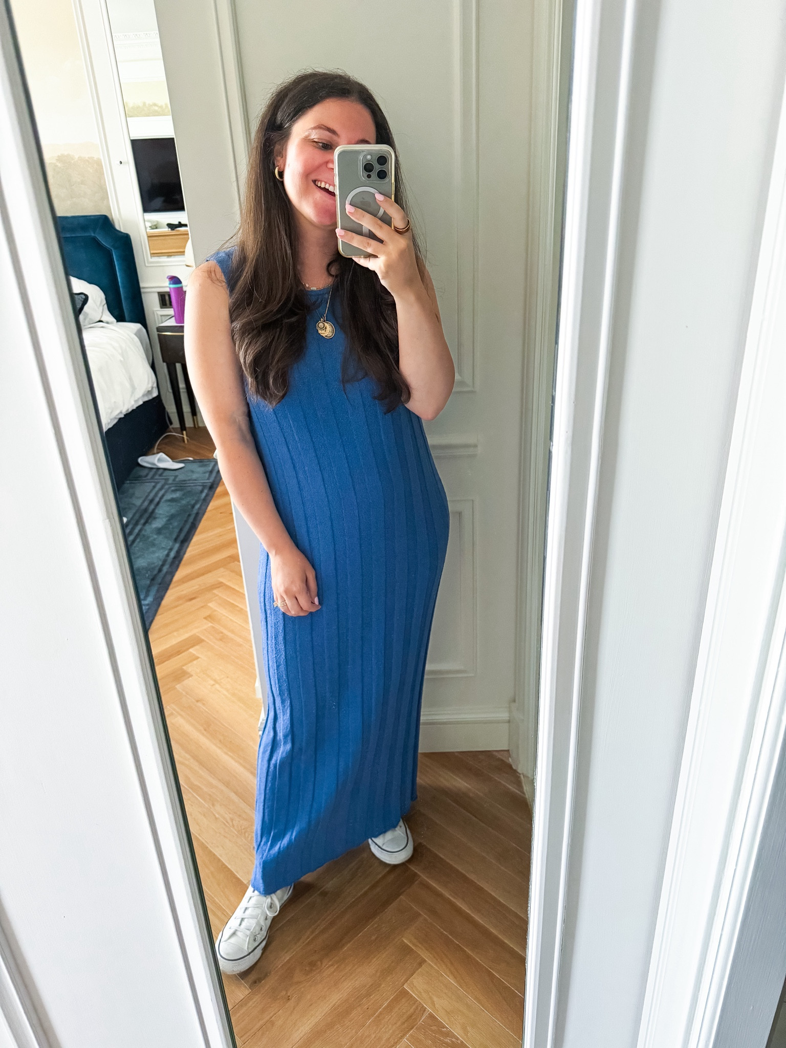 Comfy bump friendly dress!! Free people look alike. I’m wearing M. 