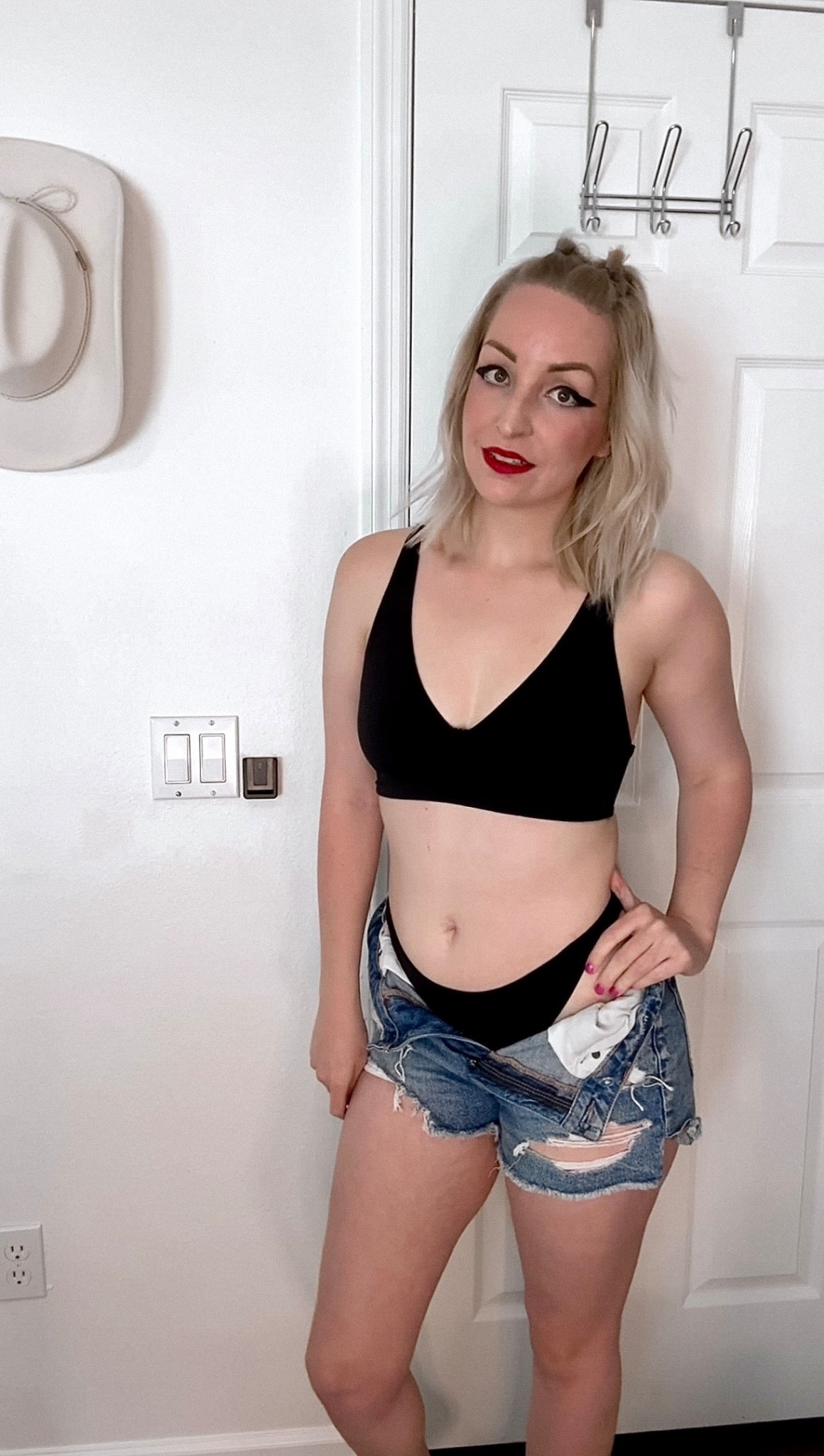 ✨ Finally… underwear that actually feels like a hug.
The @meundies bra + panty set is soft, supportive, and perfect for everyday wear. These classics are a wardrobe staple you’ll reach for on repeat.

#MeUndies #EverydayUnderwear #ComfortableBra #PantySet #WardrobeEssentials #LTKUnderwear #SoftUnderwear #LTKStyle

#LTKFindsUnder50 #LTKStyleTip #LTKSaleAlert