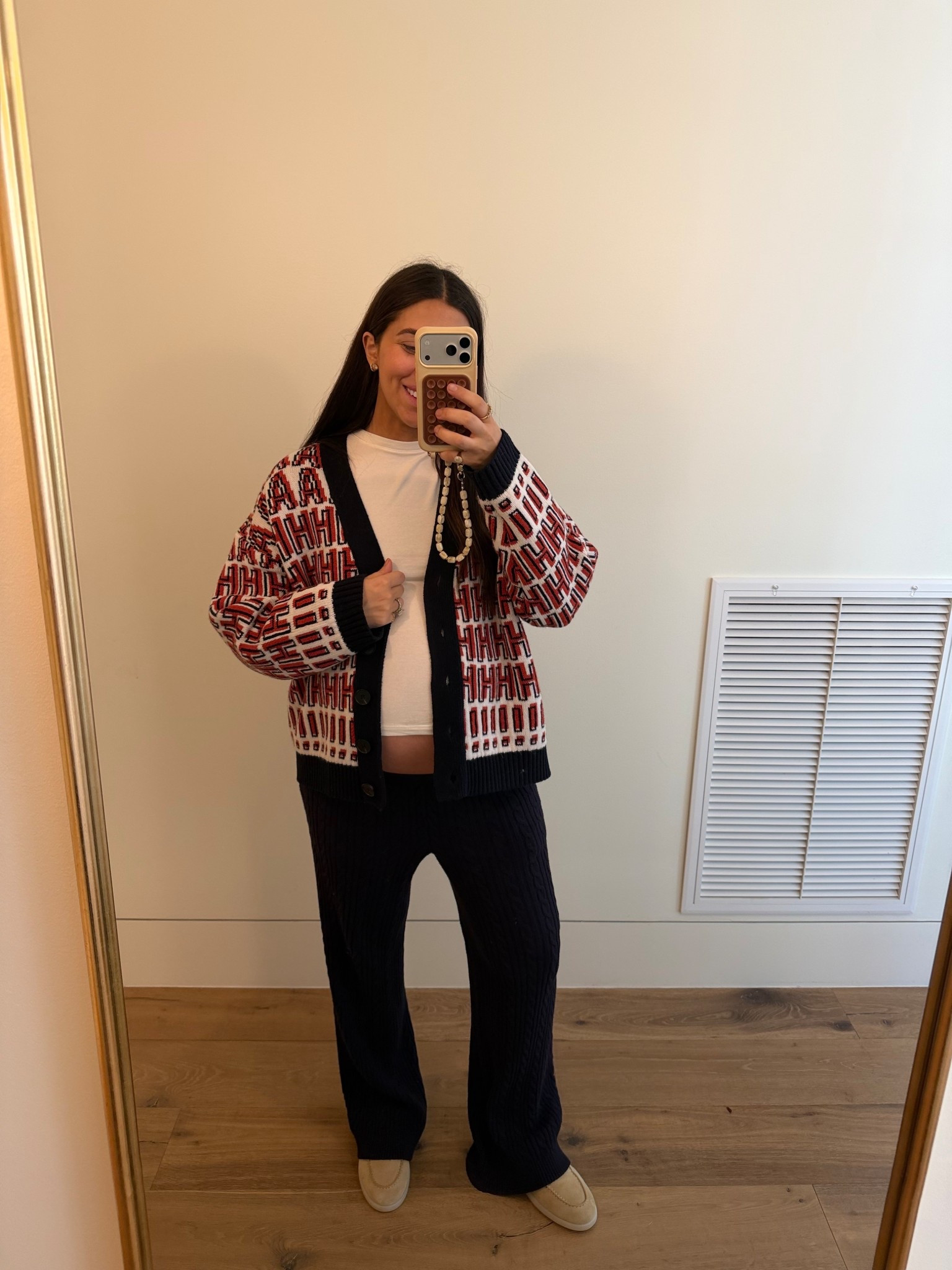 Top: medium
Cardigan: l/xl
Pants: medium (fully stocked & on clearance!)

Dressupbuttercup.com #dressupbuttercup #dederaad 

#LTKGiftGuide #LTKSaleAlert #LTKHoliday