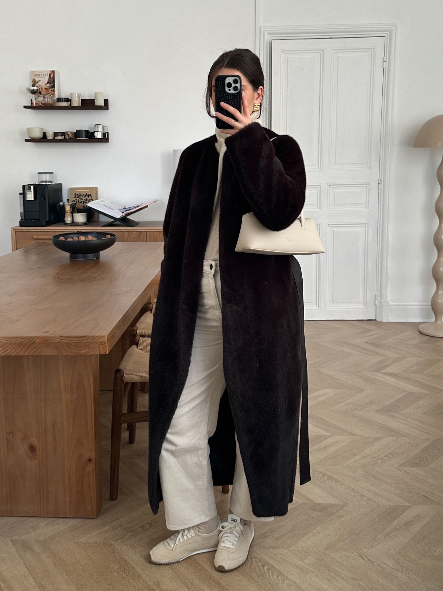 Winter whites and brown 

#LTKwinter #LTKfrance #LTKeurope