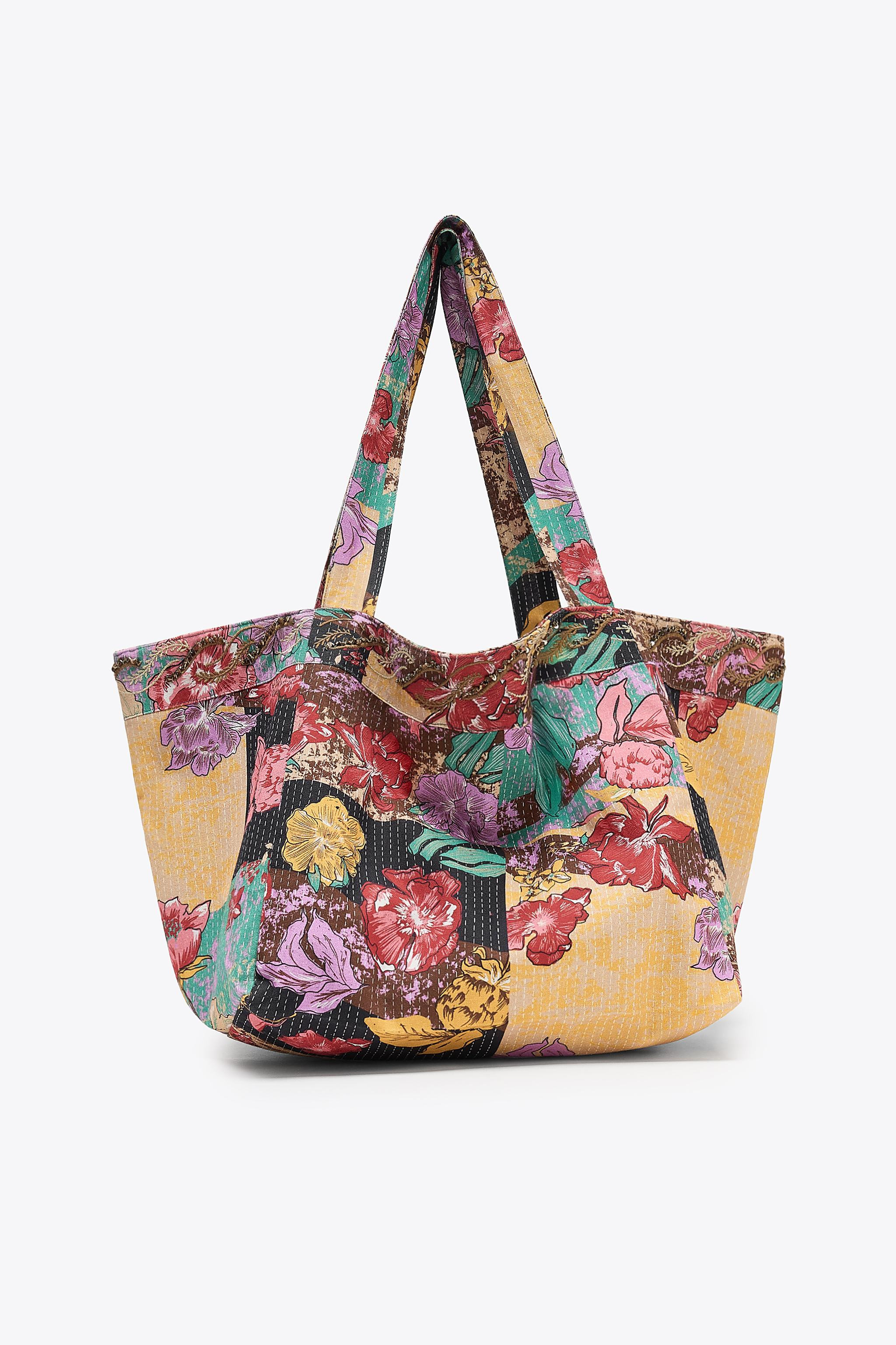 LARGE PRINTED BEADED TOTE BAG | Zara US