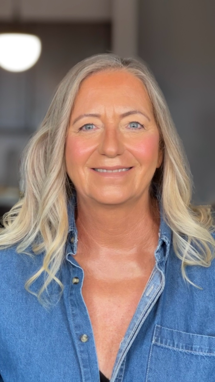 Clean girl aesthetic for the mother of the groom ✨ This natural, soft glam wedding makeup focused on fresh skin, subtle definition, and enhancing her natural beauty in a way that felt effortless and radiant. It’s a timeless choice for weddings—minimalist yet polished, striking the perfect balance between natural glam makeup and understated elegance.

As a bridal makeup artist, I love creating looks that make every member of the wedding party feel comfortable, confident, and camera-ready. From bridal makeup to makeup services for weddings of all sizes, each glam is designed to feel refined and personal.

Whether you’re dreaming of full glam or something subtle that still feels like you, I’ll make sure your vision shines through.💫

#Massachusettsmakeupartist #CTmakeupartist #RImakeupartist #Vermontmakeupartist #NHMakeupartist #Mainemakeupartist #NewEnglandMUA #Massachusettsmua #CTmua #RImua #Vermontmua #NHmua #Mainemua #bridalmakeupartist #softglammakeuplook #naturalmakeuplook #softglammakeup #cleangirlaesthetic #cleangirlmakeup #massachusettsbride #newenglandwedding #mawedding #ctwedding #VTwedding #riwedding #weddingglam #connecticutbride 
#weddingmakeupideas #bridemakeuplook #naturalmakeupartist 

Massachusetts makeup artist
Northampton makeup artist 
Boston makeup artist
Cape Cod makeup artist
Western Mass makeup artist
Berkshires makeup artist
Worcester makeup artist
Central Mass makeup artist
Connecticut makeup artist
Hartford makeup artists
Middletown makeup artist
Central Connecticut makeup artist
Fairfield makeup artist
Rhode Island makeup artist
Newport makeup artist
New Hampshire makeup artist
Maine Makeup Artist
Ogunquit makeup artist
Portland makeup artist
Clean girl aesthetic
Natural makeup looks for weddings

You can file this in a folder under mother of the bride makeup, mother of the groom makeup, mother of the bride makeup over 50, mother of the groom makeup over 50, mother of the bride makeup ideas, mother of the bride makeup blue eyes, mother of the bride makeup ideas natural, mother of the bride makeup inspiration, and New England wedding makeup Inspiration.