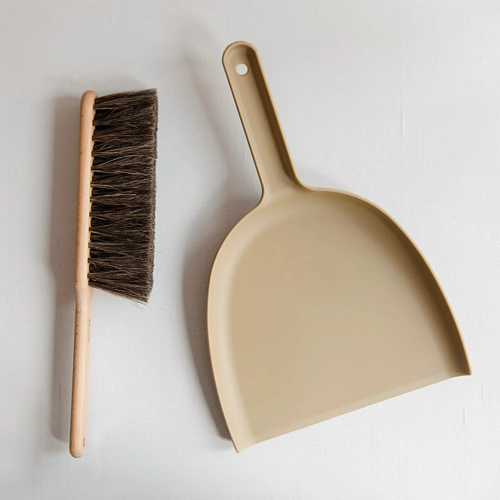 Wood Hand Broom & Dustpan Set II | Roan Iris