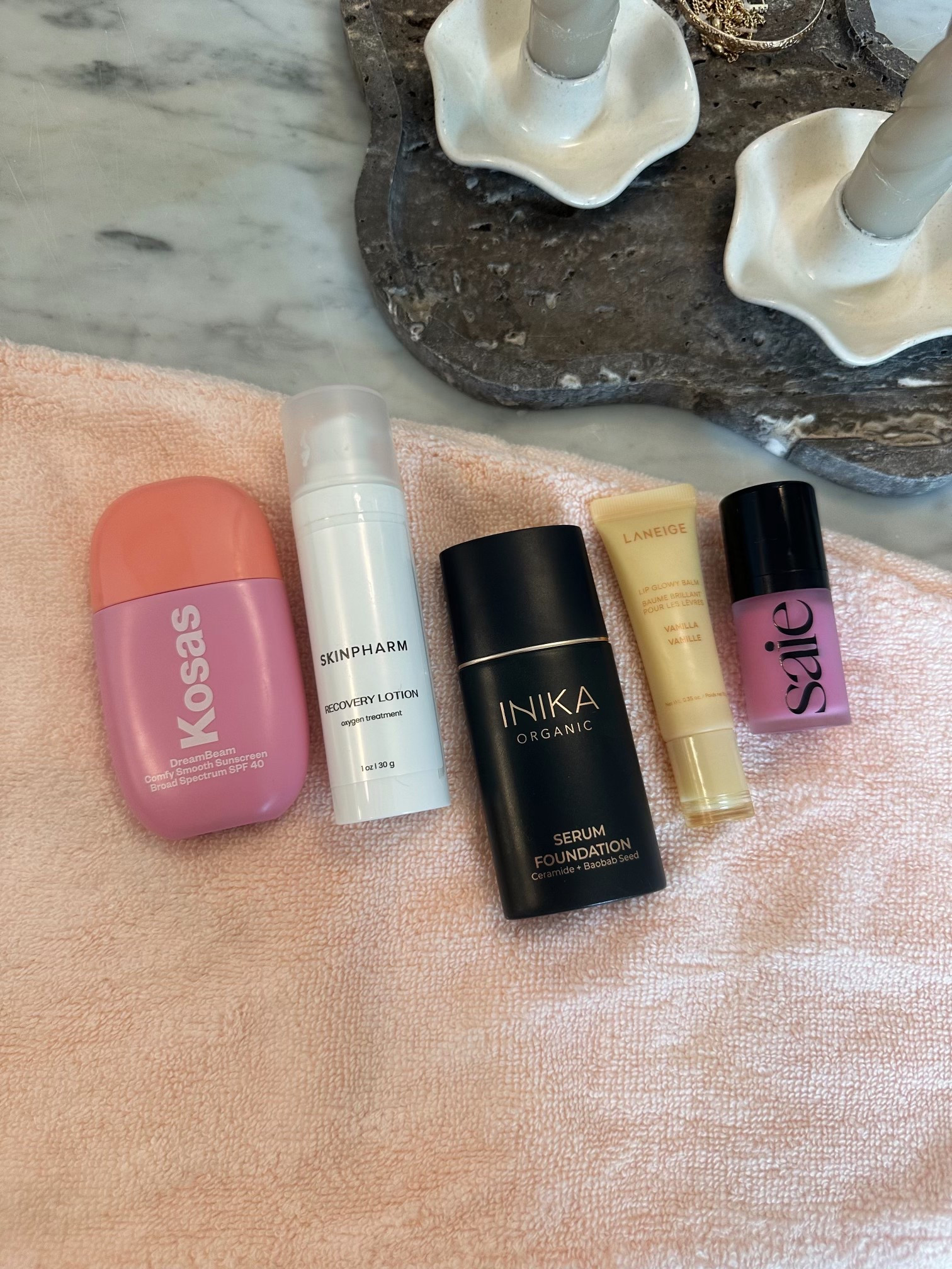 My go-to products for a quick no-makeup makeup look

#LTKBeauty #LTKStyleTip