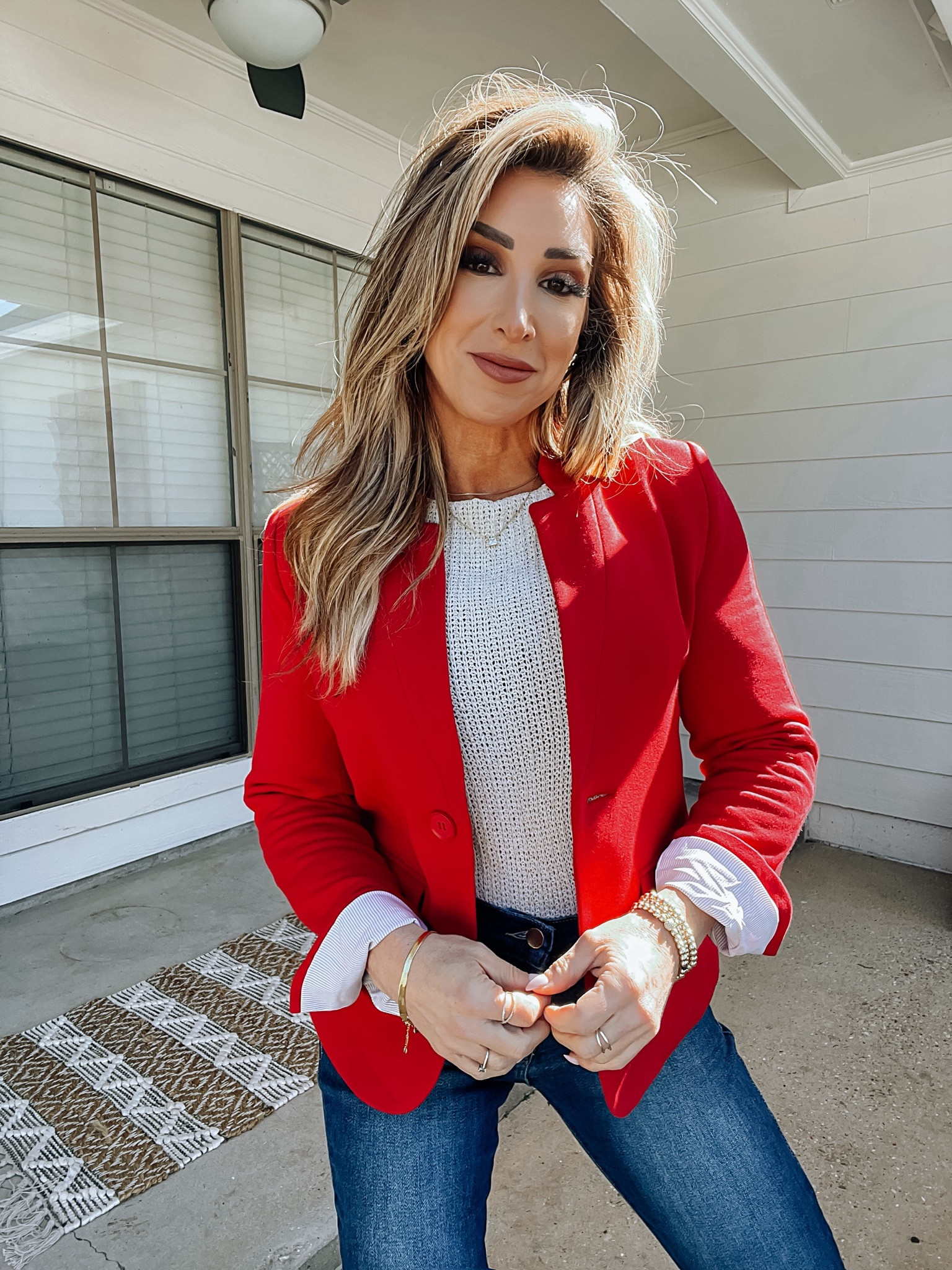 Fantastic quality on this ladies red blazer, Valentine’s Day outfit, teachers, workwear, slim denim jeans 

#LTKstyletip #LTKworkwear #LTKover40