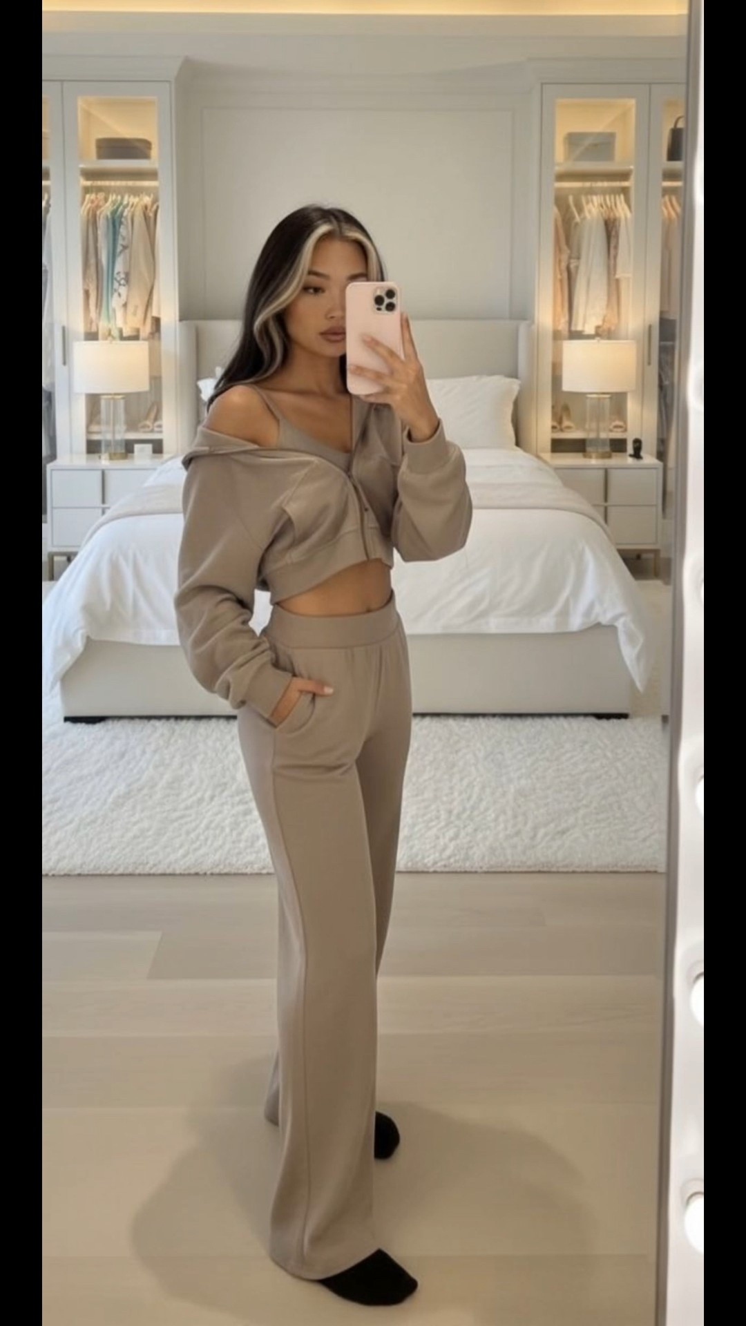 Neutral loungewear set this morning from Lululemon🤎
Comfy yet elevated — cropped zip hoodie paired with wide-leg lounge pants in soft taupe.
Perfect for work-from-home, errands, or cozy fall days.
Linked below — exact set + similar minimal chic pieces.

#LTKStyle #LTKFinds #LTKFallFashion #OOTD #Loungewear #NeutralOutfit #ChicCasual #CozyAesthetic #MinimalFashion #LuluLemon

#LTKSeasonal #LTKGiftGuide #LTKMidsize