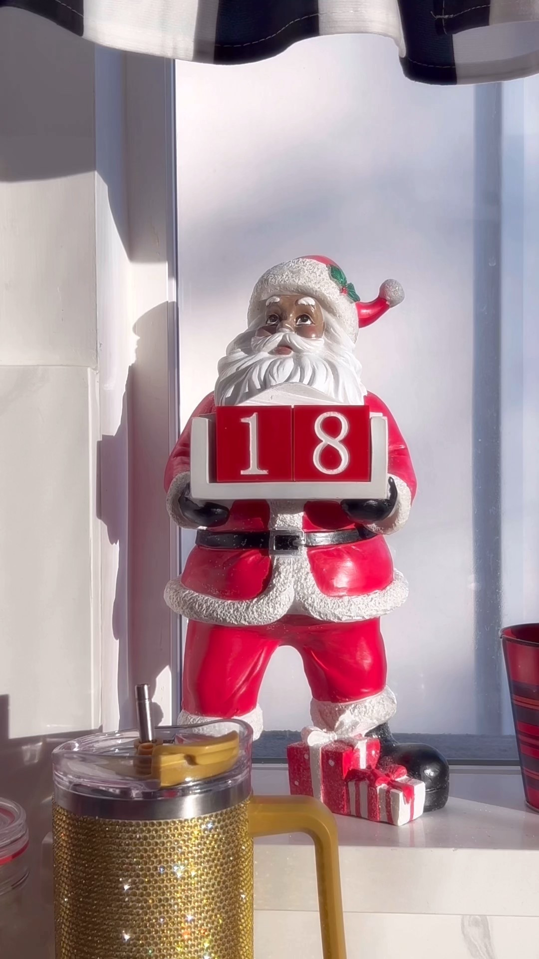 Almost time. 🎄✨




#LTKHoliday #LTKGiftGuide #LTKHome