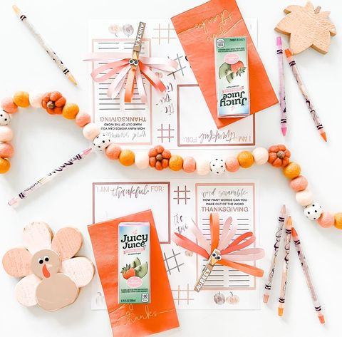 Thanksgiving Activity Pages| Printable Play | The Letter Vee