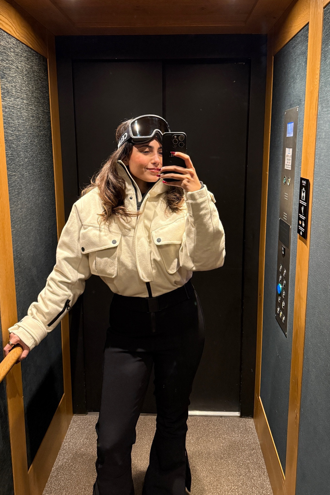 Ski outfit, ski suit, winter fashion, ski fashion 

 #LTKGiftGuide #LTKHoliday #LTKootd