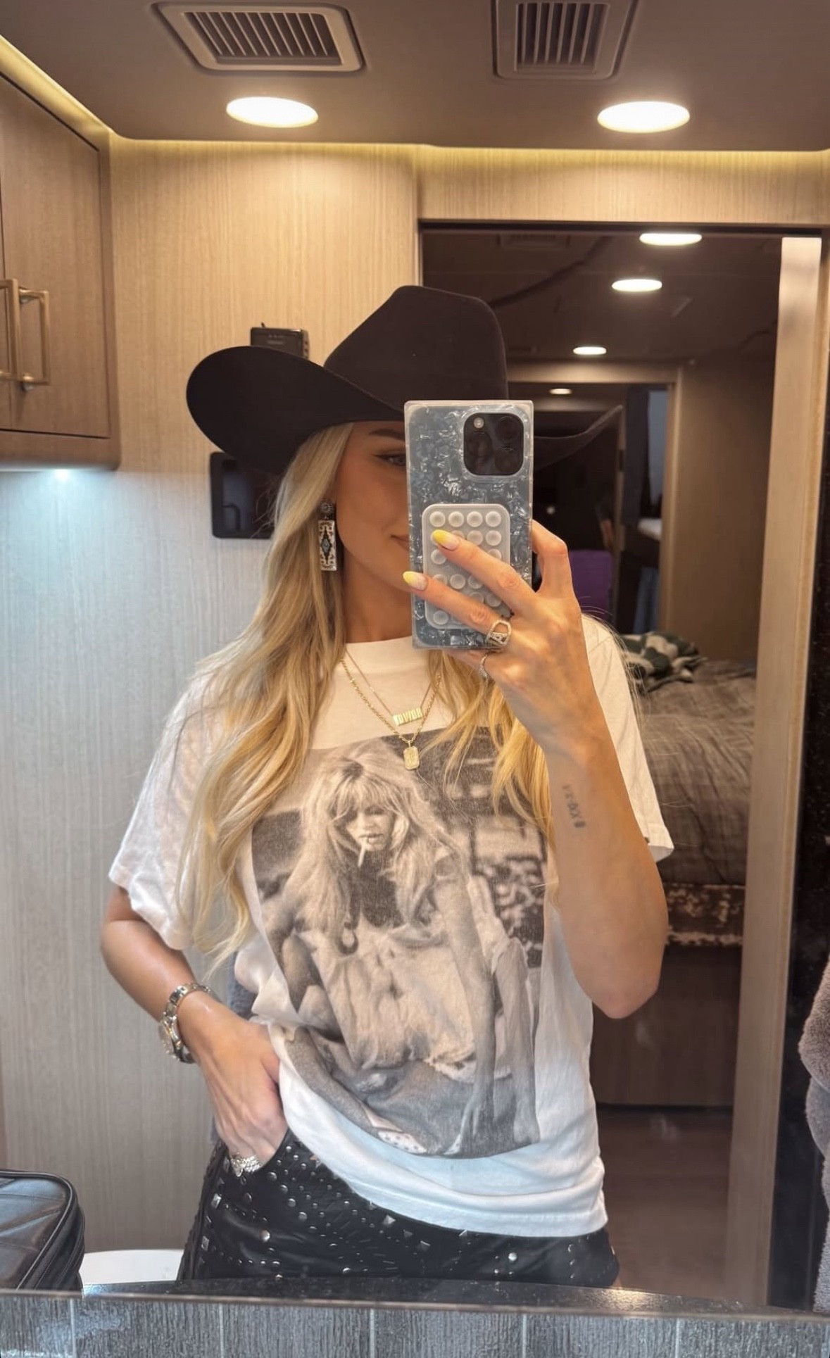 Vintage-Inspired Graphic Tshirts 💙

#LTKSeasonal #LTKStyleTip #LTKTravel