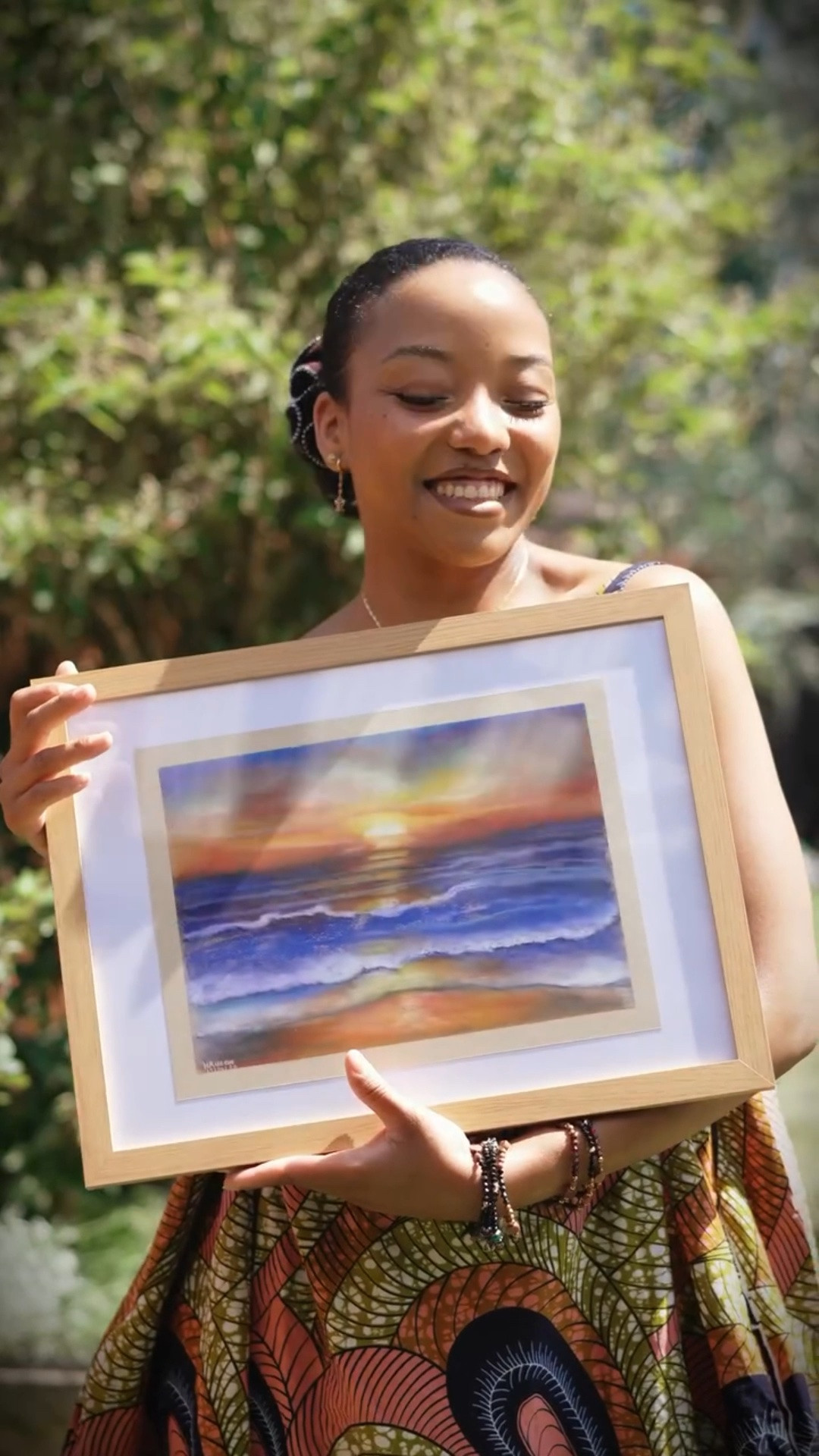 God is still working and so am I 🎨
This is my second soft pastel painting and my favourite so far🥰

Dreaming to find myself at a beautiful place like this soon🥹(tell Stoyan that I’m waiting 🙈)

What do you think of this second piece?

#softpastelpainting #slowliving #spiritualhealing