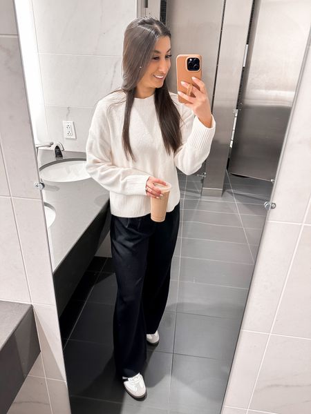 Happy Thursday! 🩷 work outfit 2.22.24
Woke up to a frosty car so put on this cozy white sweater that I found the perfect dupe for! ❄️


Work outfit, wear to work, office look, petite work pants, petite trousers, petite officewear, petite sweater, work capsule wardrobe, smart casual, business casual, 9-5 outfit, laptop tote, what’s in my bag, what’s in my work tote, white sweater

#LTKshoecrush #LTKworkwear