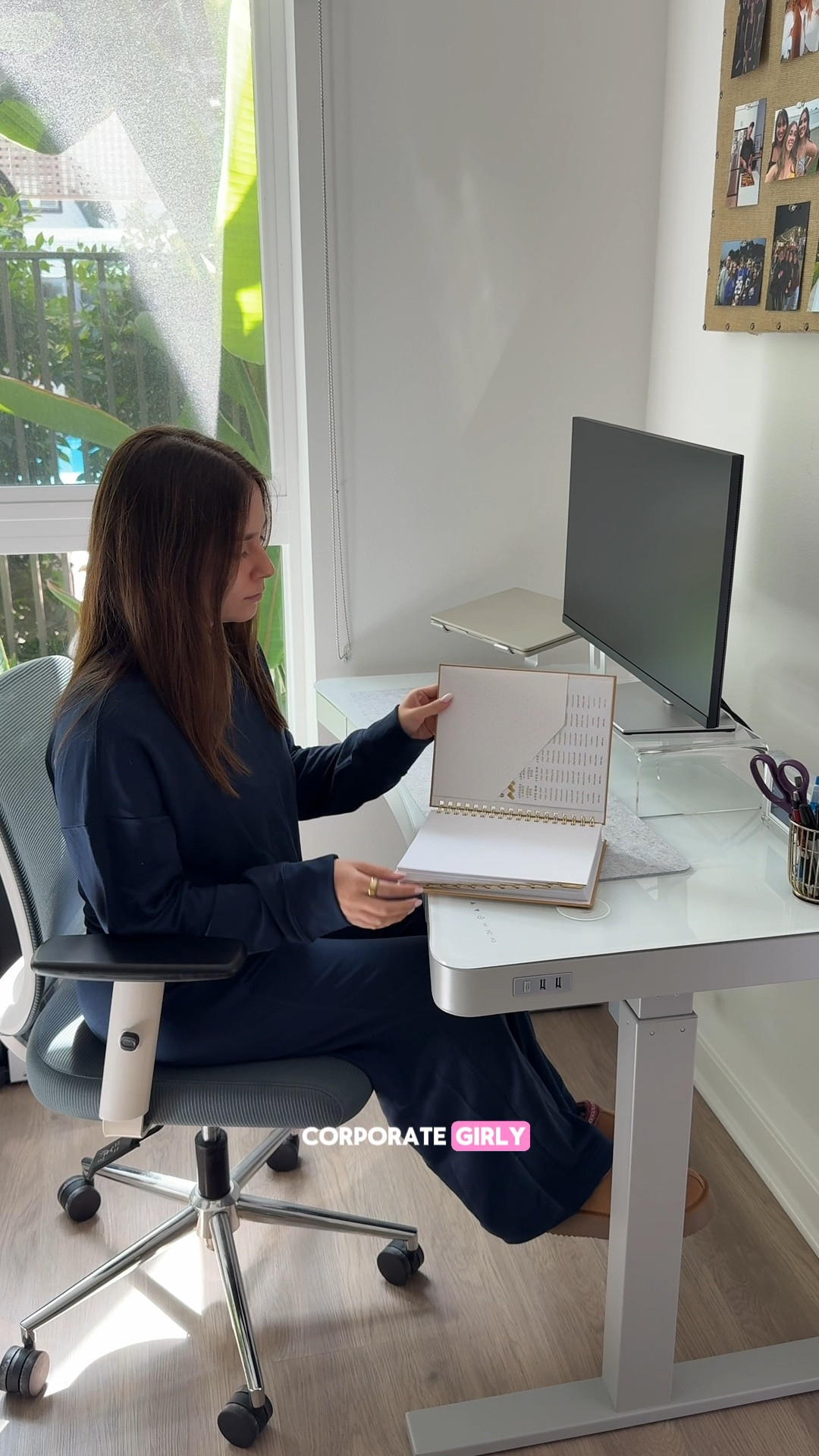 Corporate girlie weekly reset ✨📒 planning out my week with the Day Designer planner keeps me productive & organized! 2026 planners just launched - code maddie15 saves you $$! 

#LTKWorkwear #LTKFamily #LTKHome