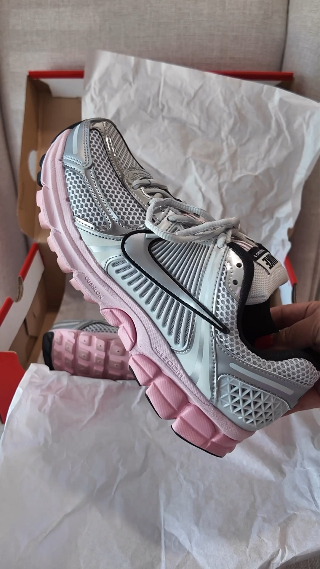 Love the Nike Vomero5 casual sneaker. Perfect for a light workout and running errands. 

Nike, sneakers, pink Nike sneakers, Smiles and Pearls

#LTKootd #LTKActive #LTKMidsize