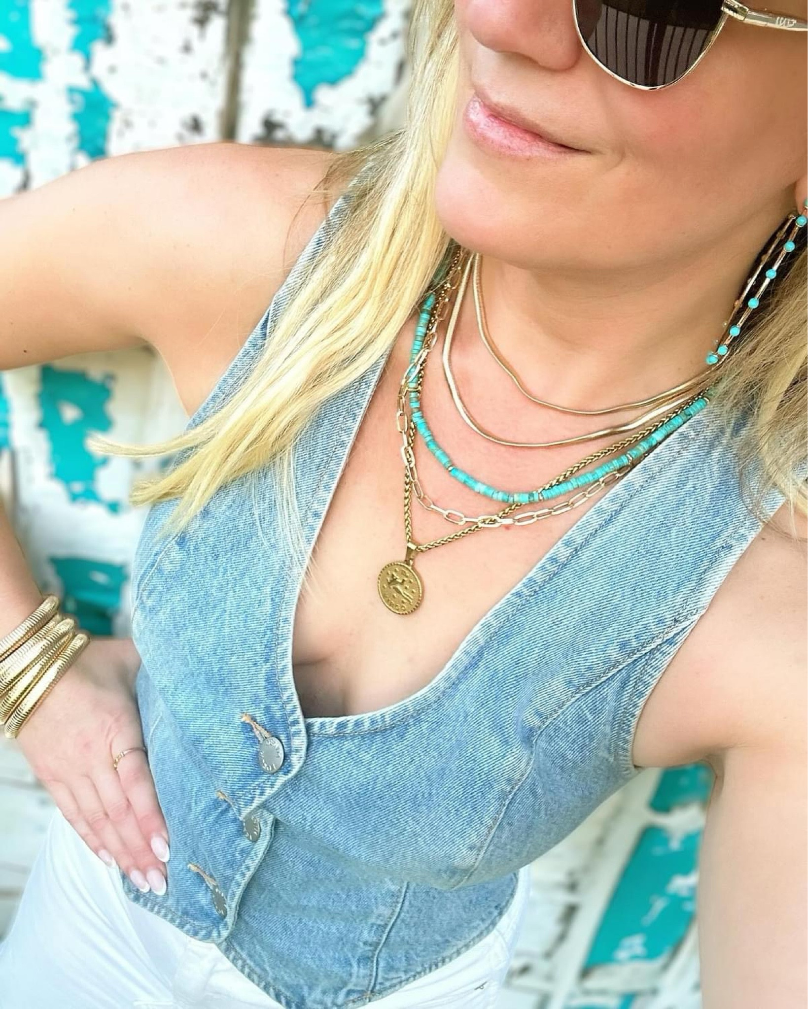 My fav denim vest! Comes in a variety of denim shades! I’m
In the small. 