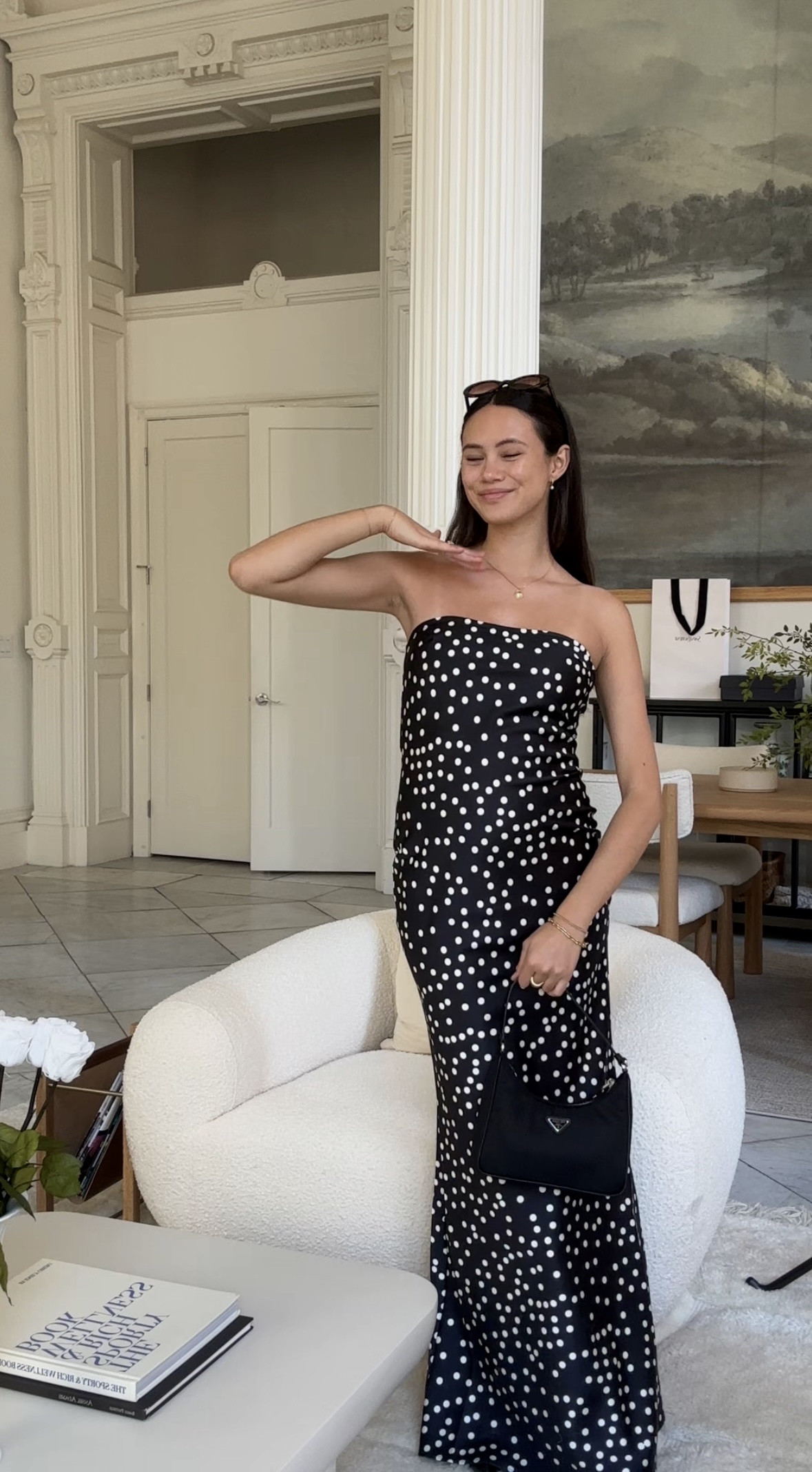 Cutest pregnancy or non pregnancy dress! 🤍🖤🤍

#LTKSeasonal #LTKGiftGuide #LTKHoliday