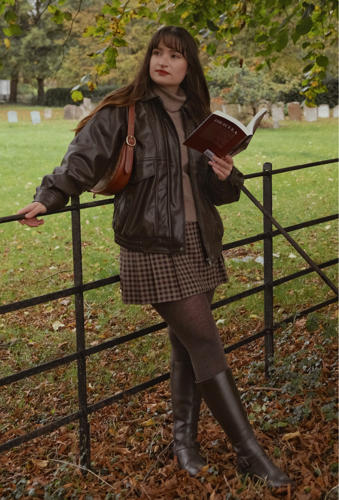 Warm and comfortable autumn outfit for lazy Sundays ☕️🍂

#LTKFindsUnder100 #LTKU #LTKShoeCrush