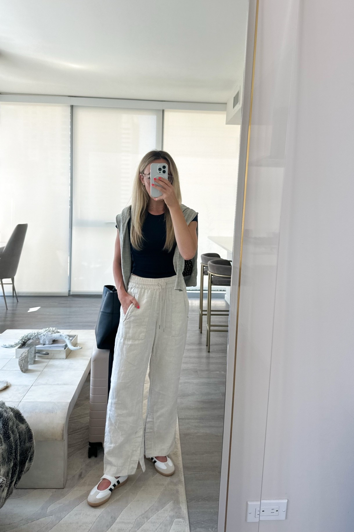 Chicago: Daily Outfit Airport Outfit-Travel Look

#LTKootd #LTKTravel #LTKdayinmylife