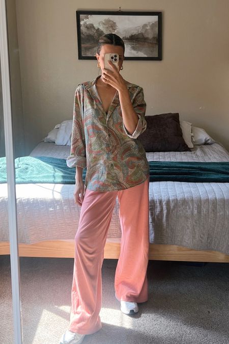 Casual everyday outfits, stay at home outfits, top is Thrifted but linked similar styles/prints 