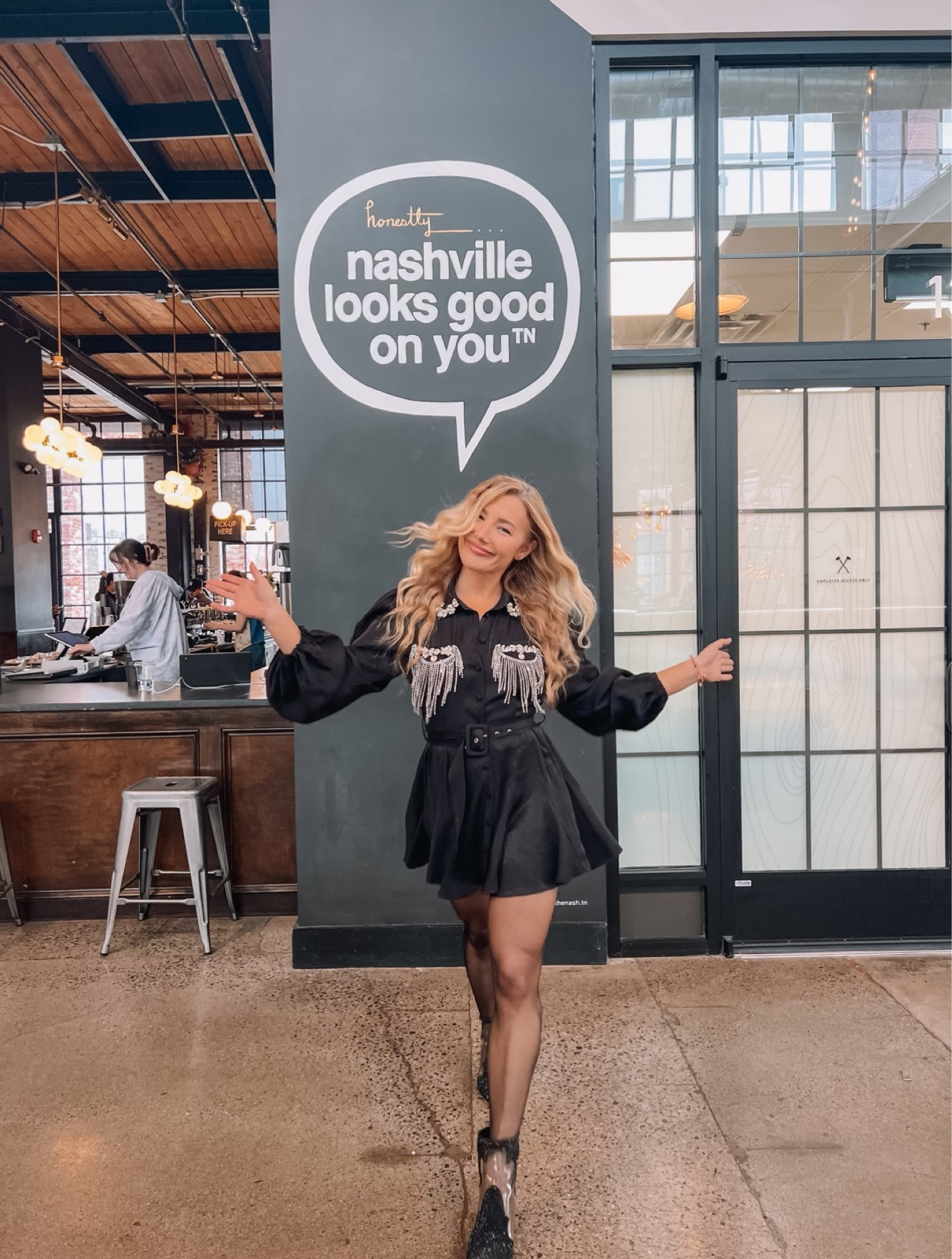 All the rhinestone two-steppin feel good vibes in this outfit!! 

#LTKparties #LTKshoecrush #LTKFestival