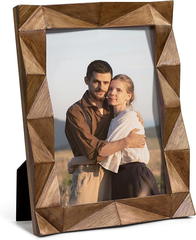 Sonefreiy 5x7 Picture Frame, Wooden Farmhouse 5 x 7 Photo Frame Handmade Carved Design with Rusti... | Amazon (US)