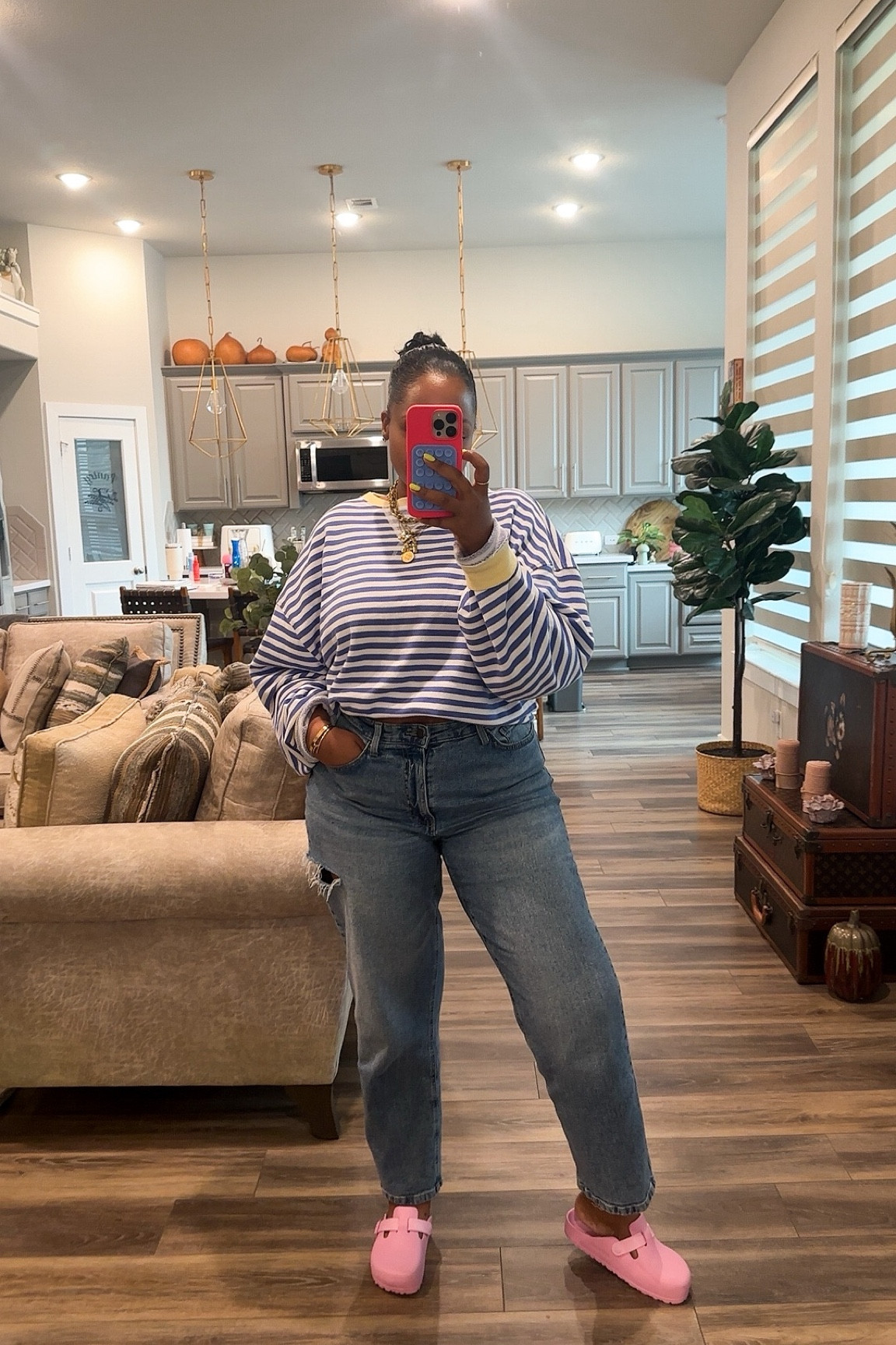 

Top-  small-  runs oversized but you can’t go wrong with any size 
Jeans-  tts 8 
Slides -  tts 

Spring outfit - summer outfit - jeans - slides - sandals - stripes - everyday outfit - everyday fashion - vacation outfit - realistic outfit - 

#LTKstyletip #LTKshoecrush #LTKfindsunder50 