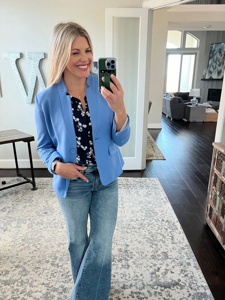 Casual Workwear for Her 


Work  casual  workwear  outfit for work  business casual  blazer  denim jeans  teacher outfit  work outfit inspo  professional

#LTKworkwear #LTKover40 #LTKstyletip