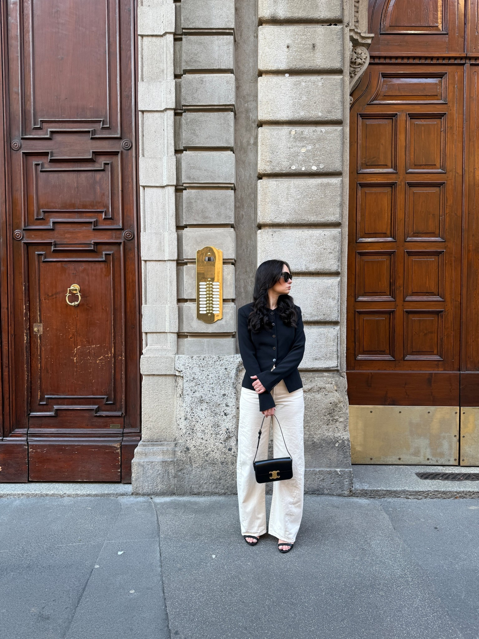 Jacket: Babaton
Jeans: Zara
Sandals: Steve Madden
Bag: Celine 
Sunglasses: Celine 

#LTKtravel
