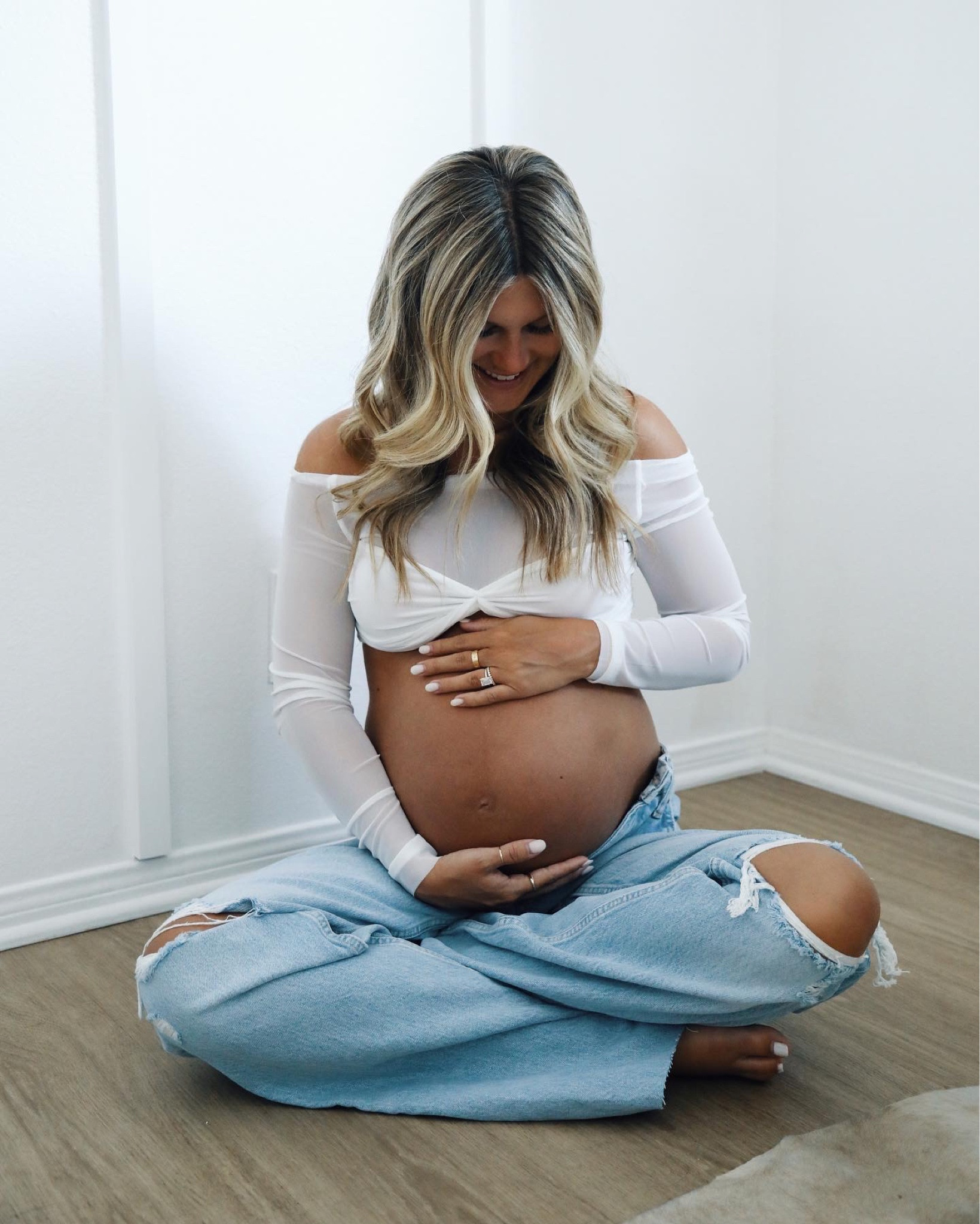 maternity shoot 🤍🥹

nursery
white dress
maternity

#LTKunder100 #LTKbump #LTKbaby