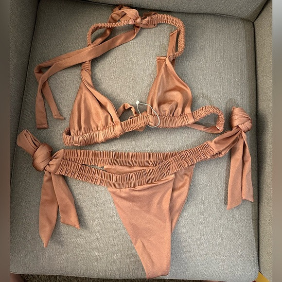 INAMORATA Amara bikini in Lait | Poshmark