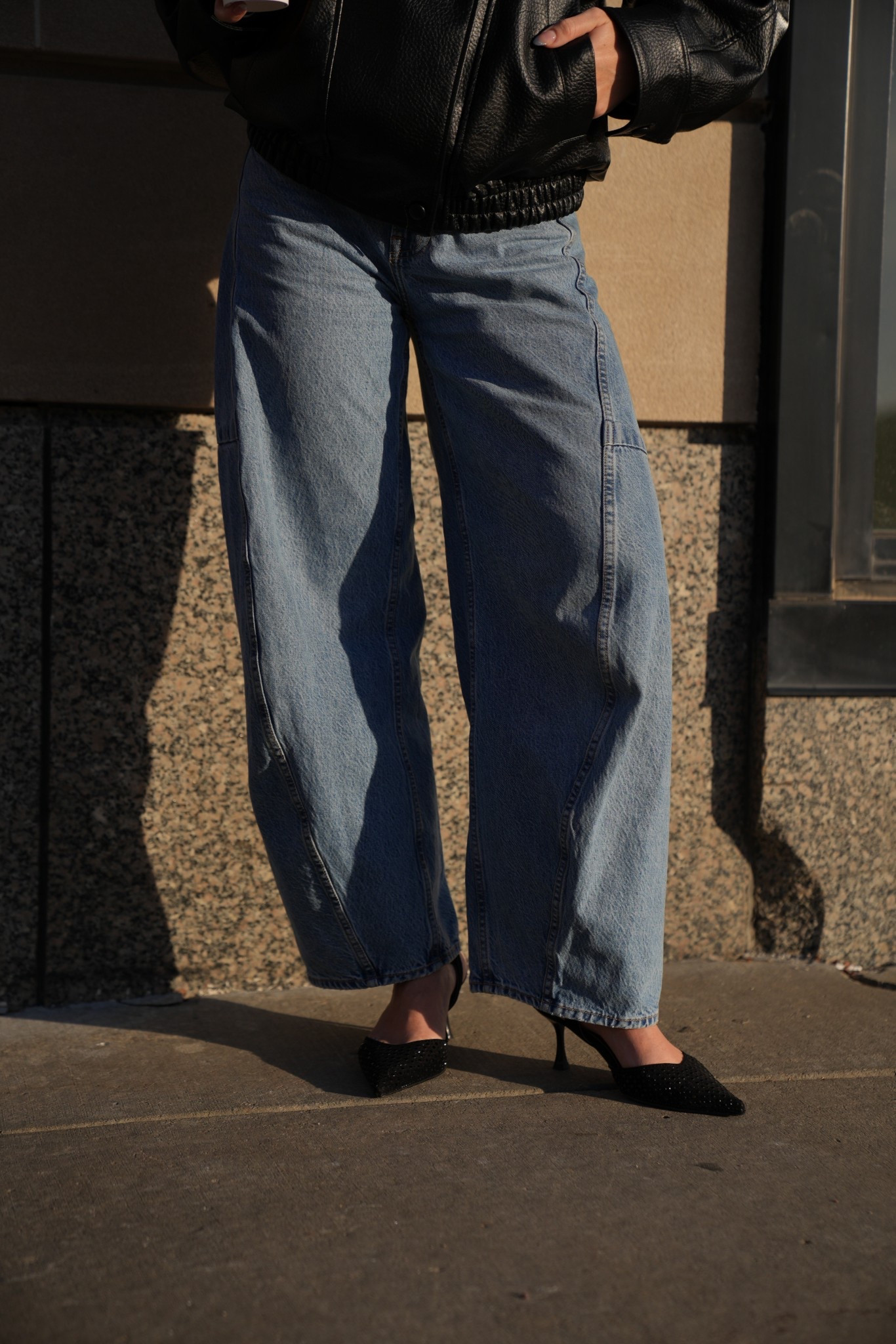 My recent go to denim from Abercrombie // size 25 barrel jeans 

On sale 
Amazon heels 


#LTKSaleAlert #LTKootd #LTKSeasonal