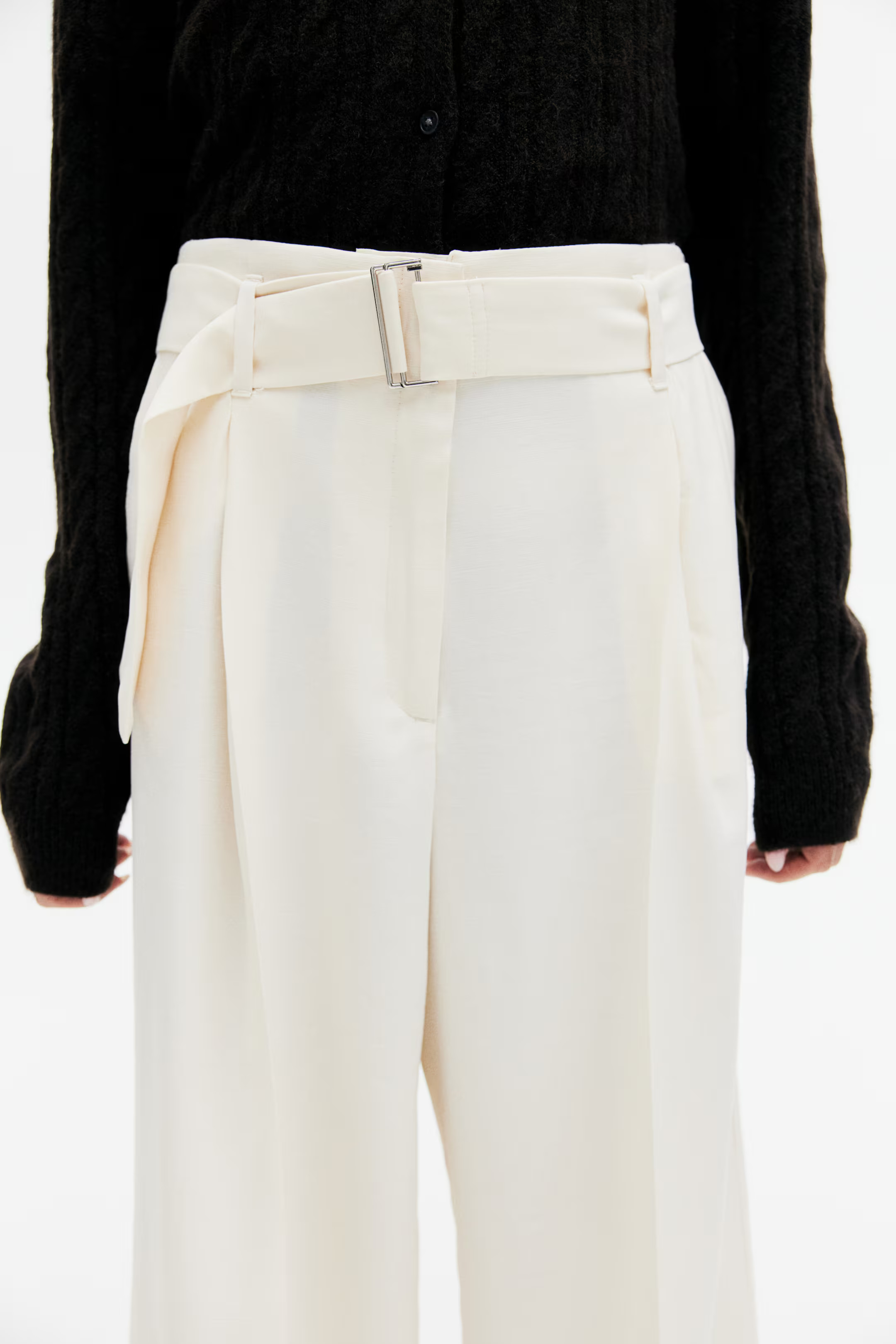 Wide belted trousers | H&M (UK, MY, IN, SG, PH, TW, HK)