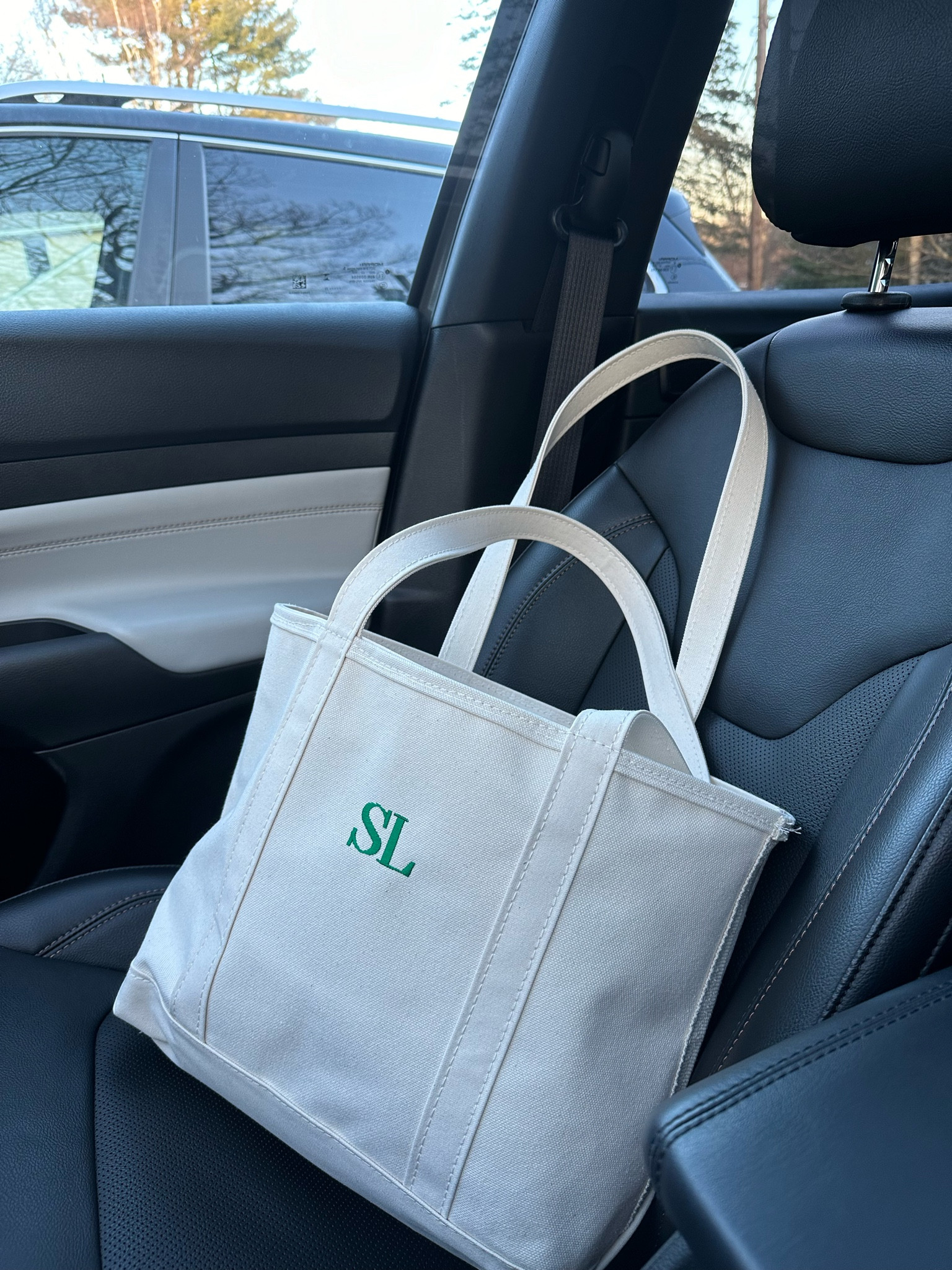 L.L Bean Boat n Tote Zip Top canvas bag size medium with monogram 