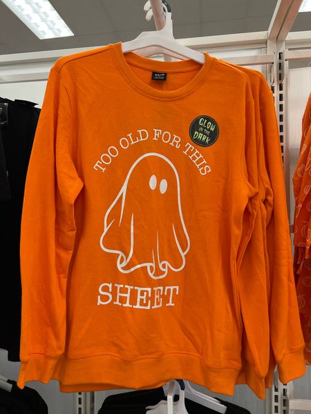 This Halloween shirt is hilarious!

Halloween style

#LTKover40 #LTKSeasonal #LTKmens