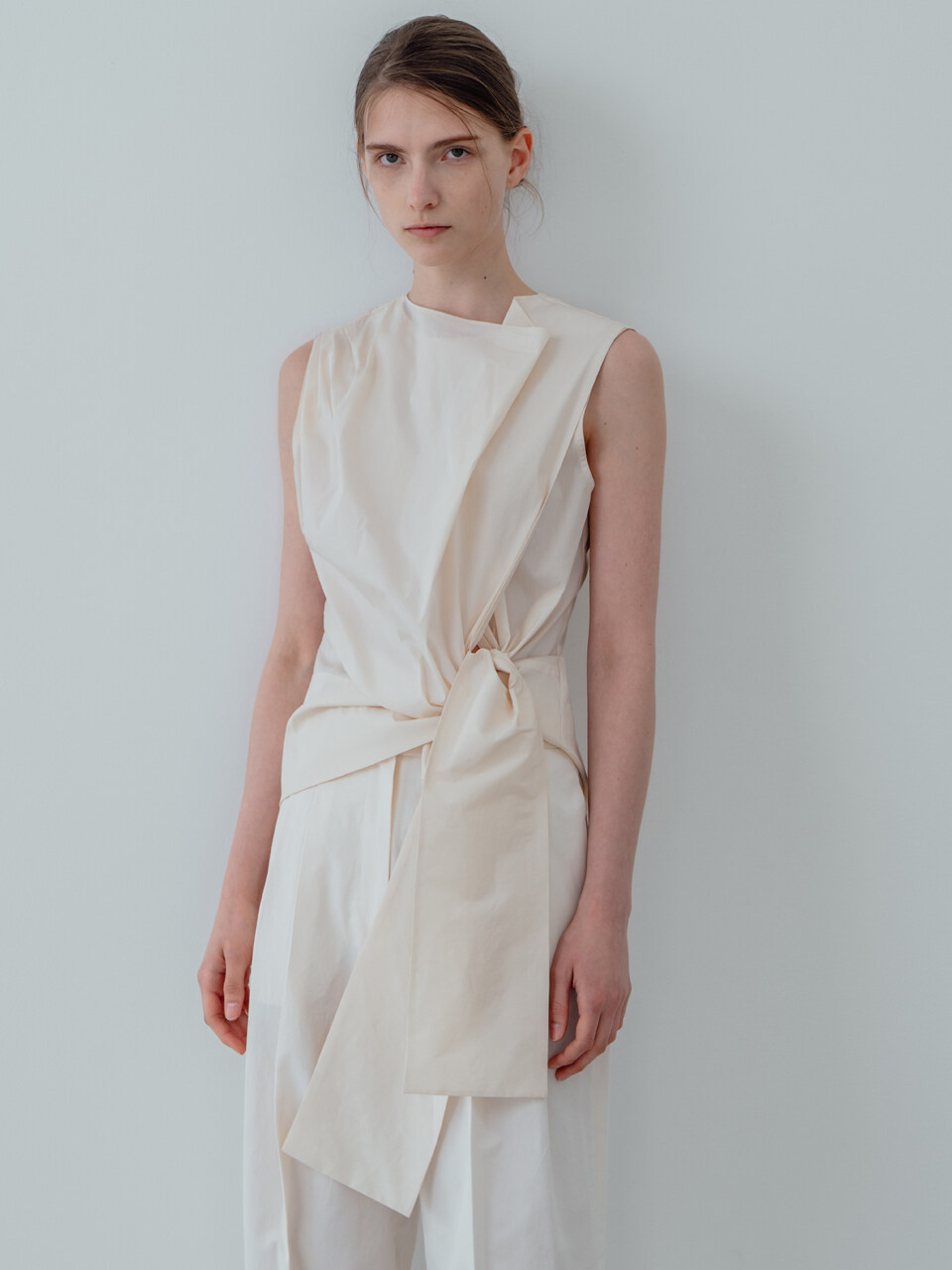 Sleeveless Waist Tie Blouse | W Concept (US)