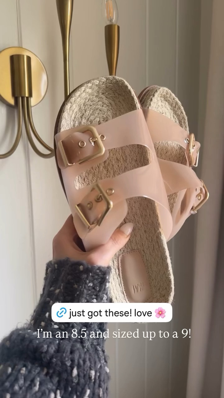 I’m an 8.5 and sized up to a 9!