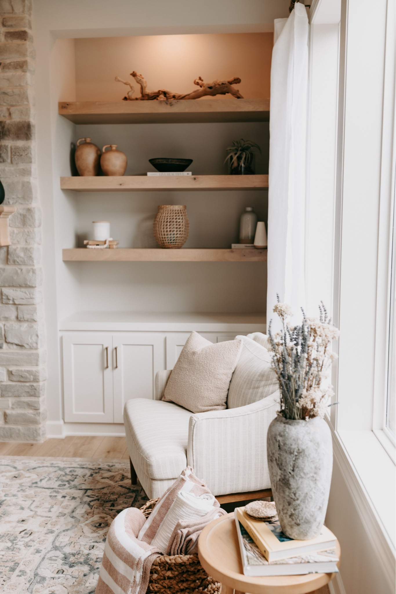 Cozy coffee corners are a our favorite ways to start a day 

#LTKstyletip #LTKhome #LTKsalealert