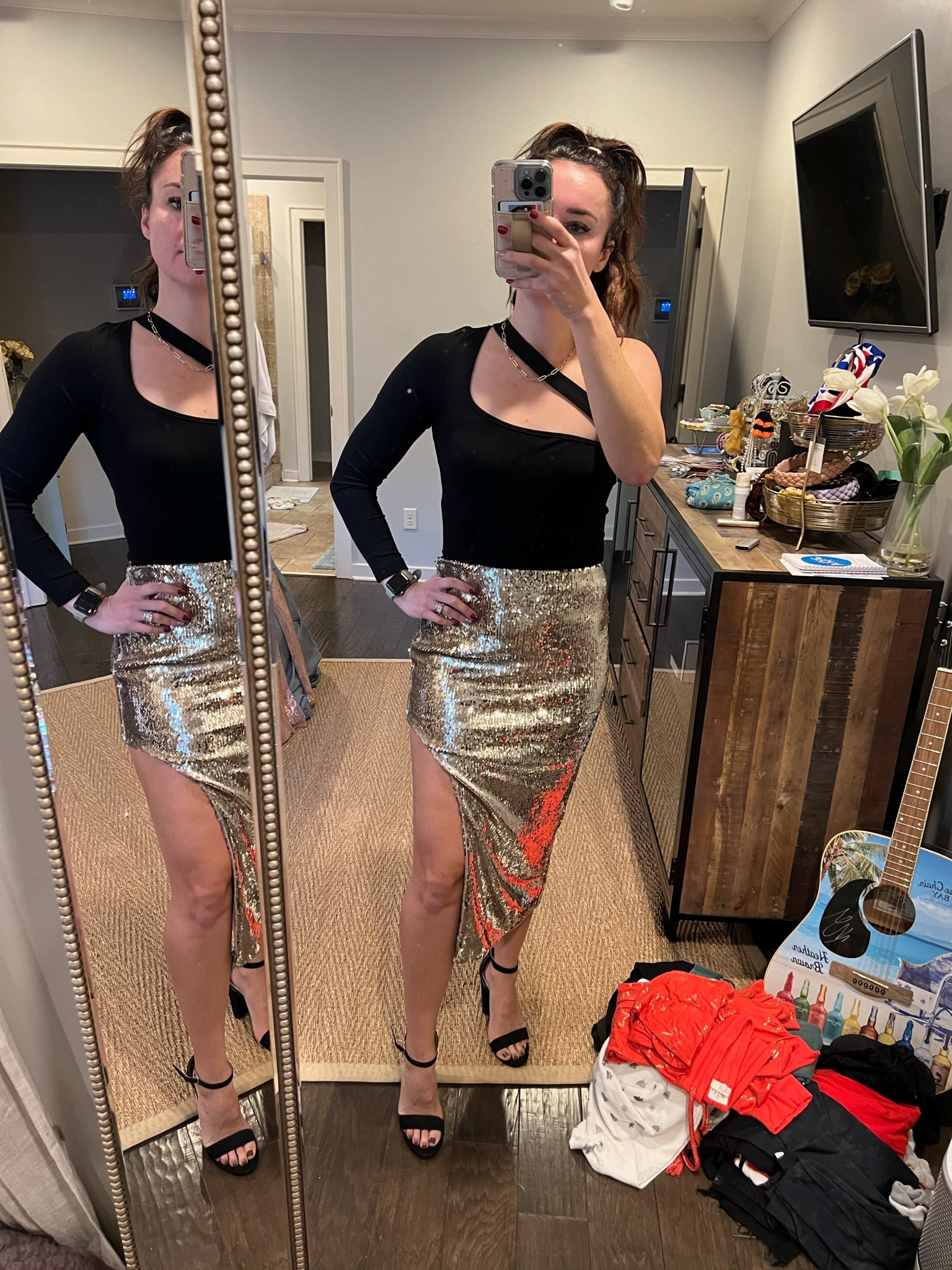 Lulus tops and skirts for New Year’s party // holiday outfit // New Years Eve // New Years Eve outfit // nye outfit // sequins // glitter // sparkle

#LTKstyletip #LTKHoliday #LTKunder100