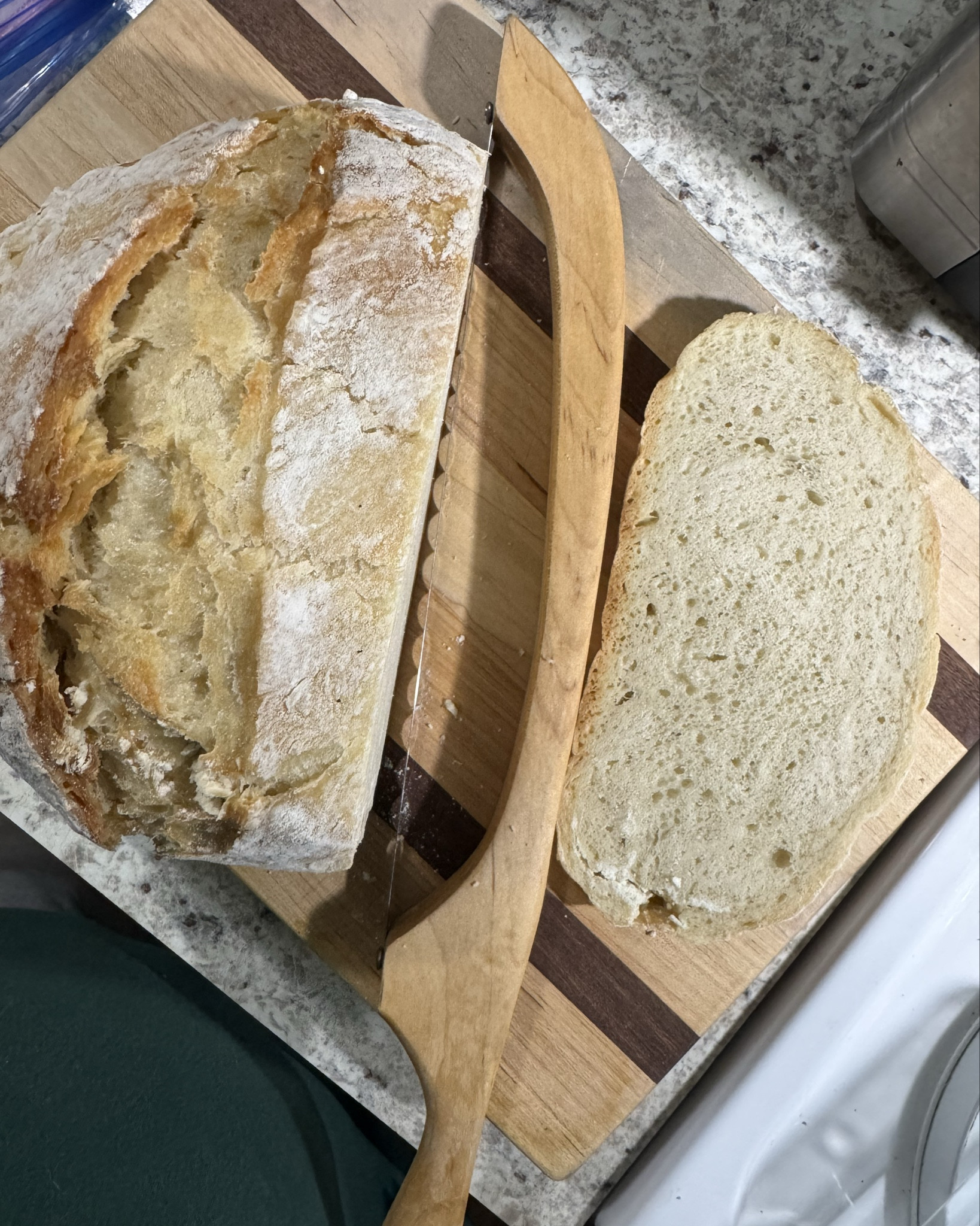 My favorite bread bow knife! Always slices so smoothly!

Home | Farm | Homemade | Goods | Kitchen 

#LTKHome