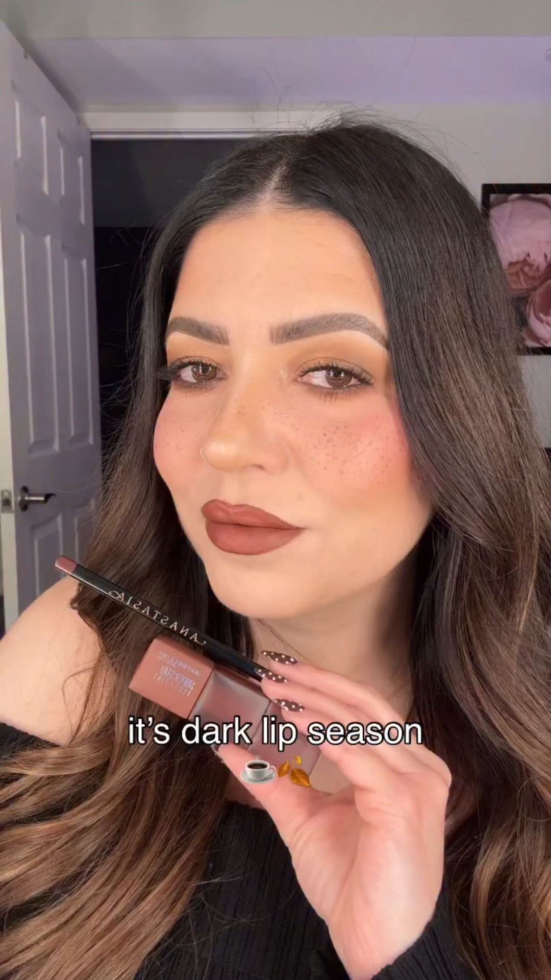 Autumn attire🍂🧸🤎

@anastasiabeverlyhills shaping liner in ‘malt’
@maybelline teddy tint in shade ‘mascara tear’

#makeup #lipcombo #beautycontent #beauty #tutorial #beautyroutine #grwm #contentcreator #ugc #ugcmakeup #explore #girlythings #octobermood #spookyseason #autumn #fall #halloween #horror #spooky #scary #october #aesthetic