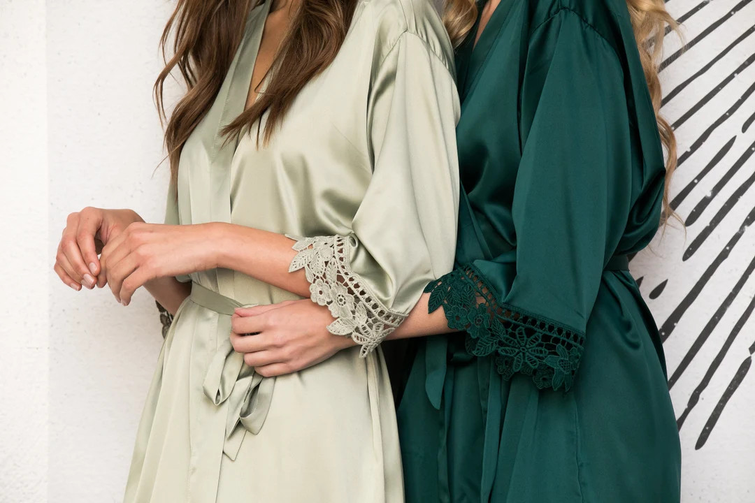 Emerald Green Sage Bridesmaid Robes Bridesmaid Gifts Bridal Robe Bride Robe Lace Robe Satin Robe ... | Etsy (US)