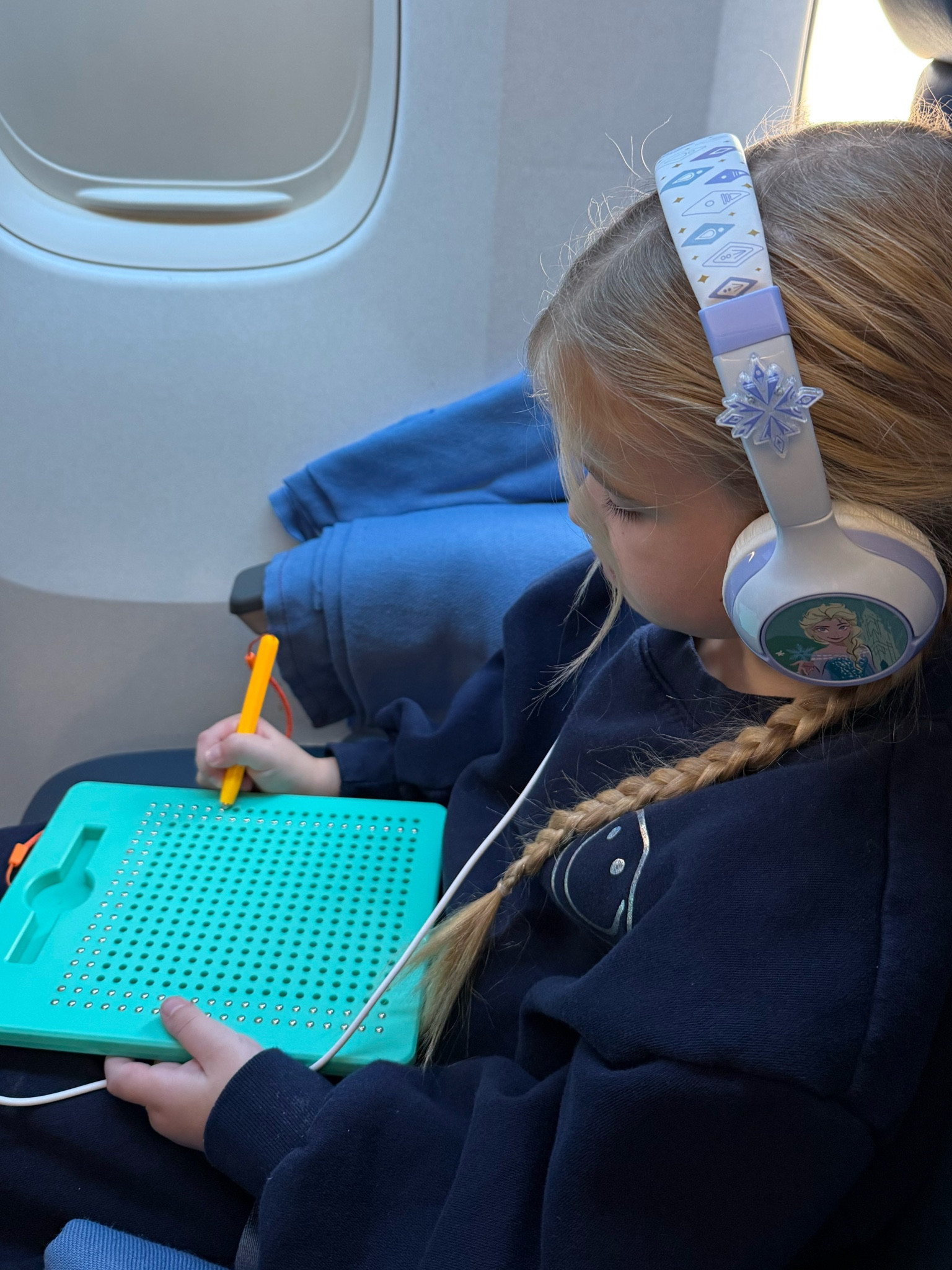 Kids travel essentials to keep them busy 